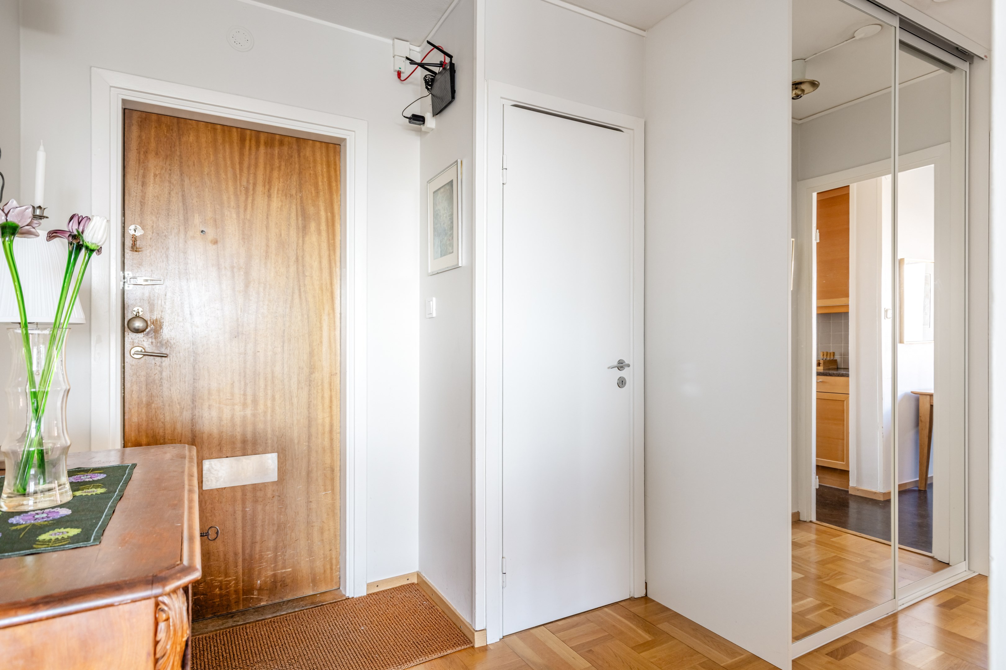 Bostadsbild från Krysshammarvägen 14, Till salu i Solna - Huvudsta, Solna