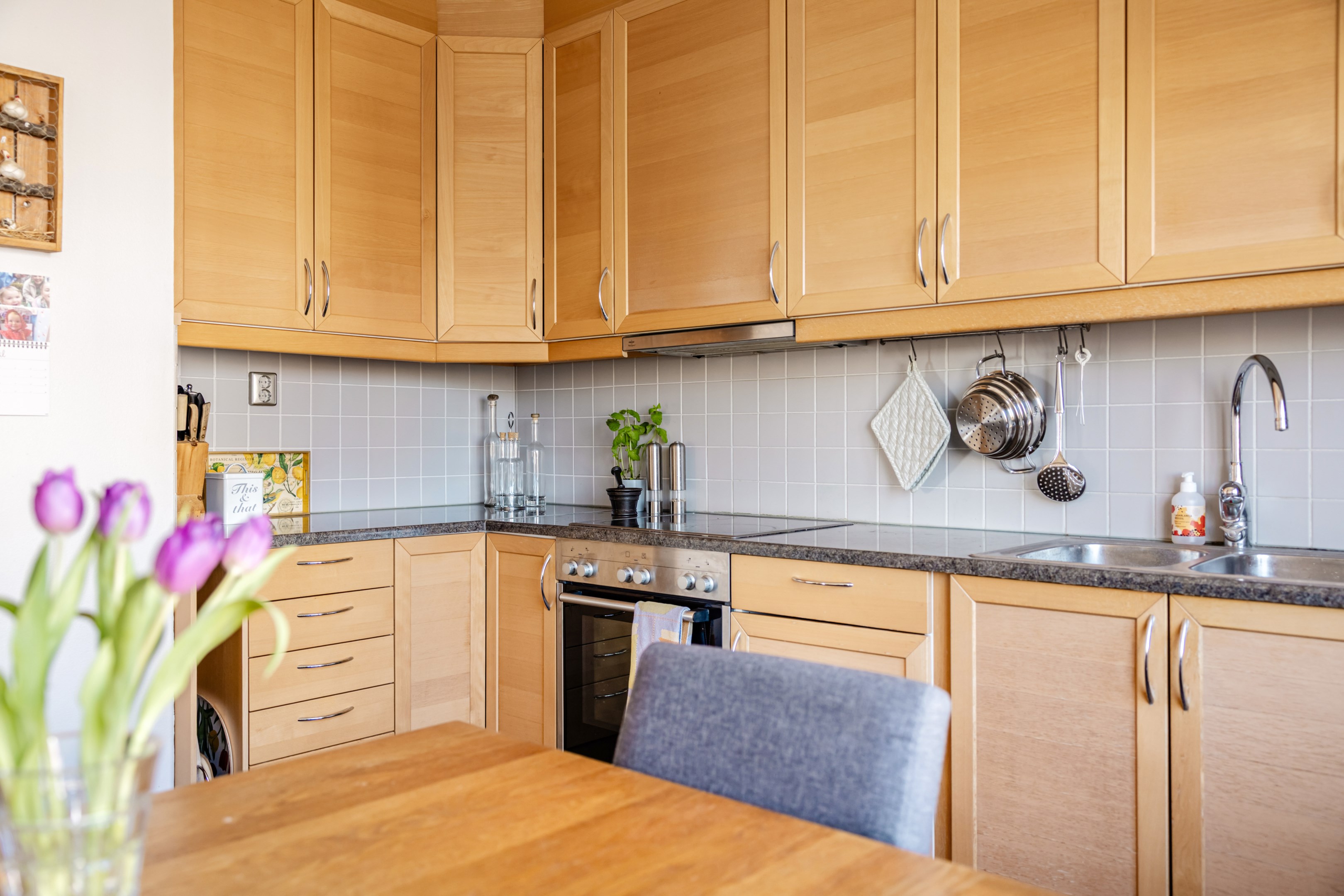 Bostadsbild från Krysshammarvägen 14, Till salu i Solna - Huvudsta, Solna