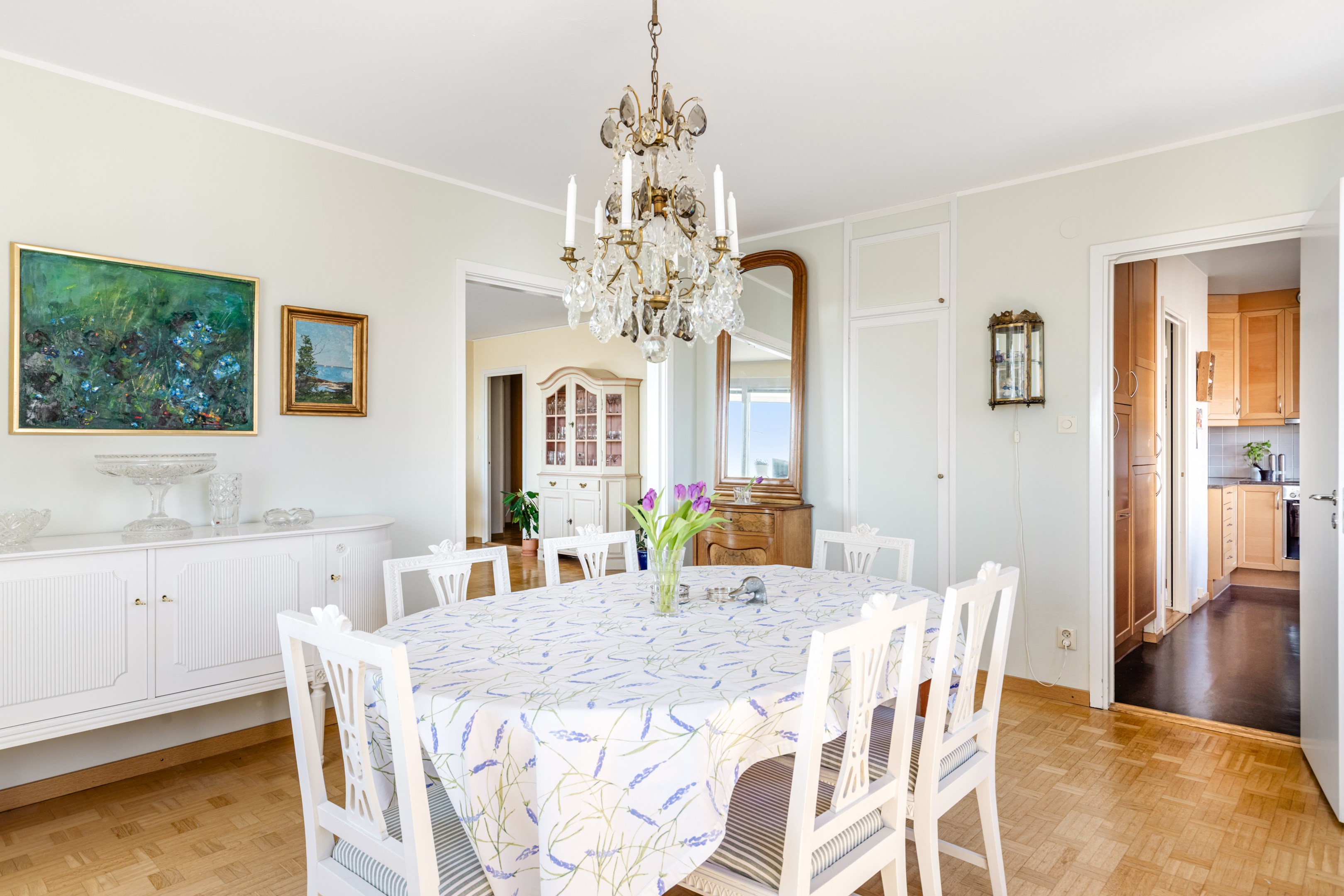 Bostadsbild från Krysshammarvägen 14, Till salu i Solna - Huvudsta, Solna