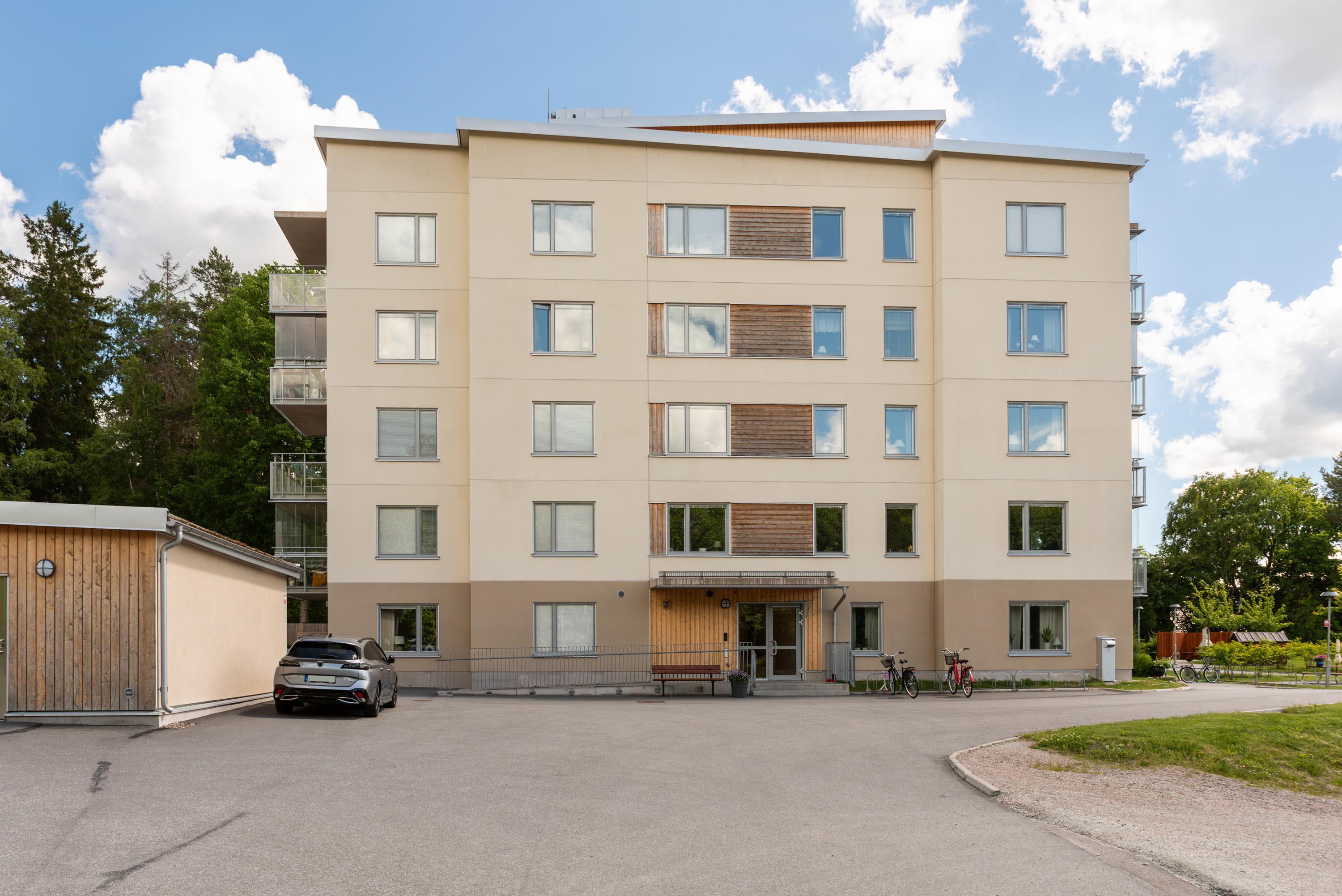 Bostadsbild från Önstavägen 6, Till salu i Gryta, Västerås