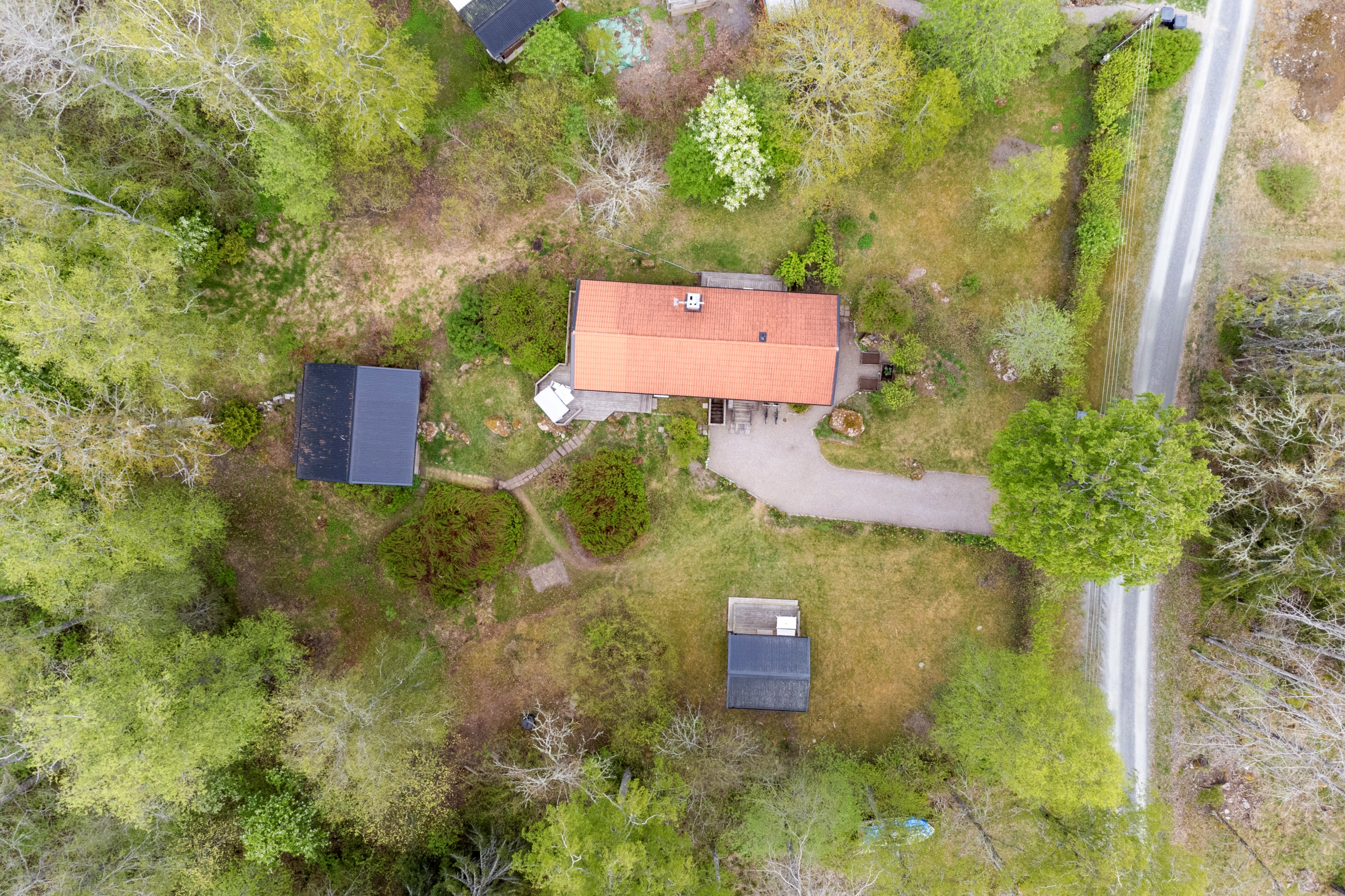 Bostadsbild från Strandsjövägen 40, Till salu i Järlåsa, Uppsala