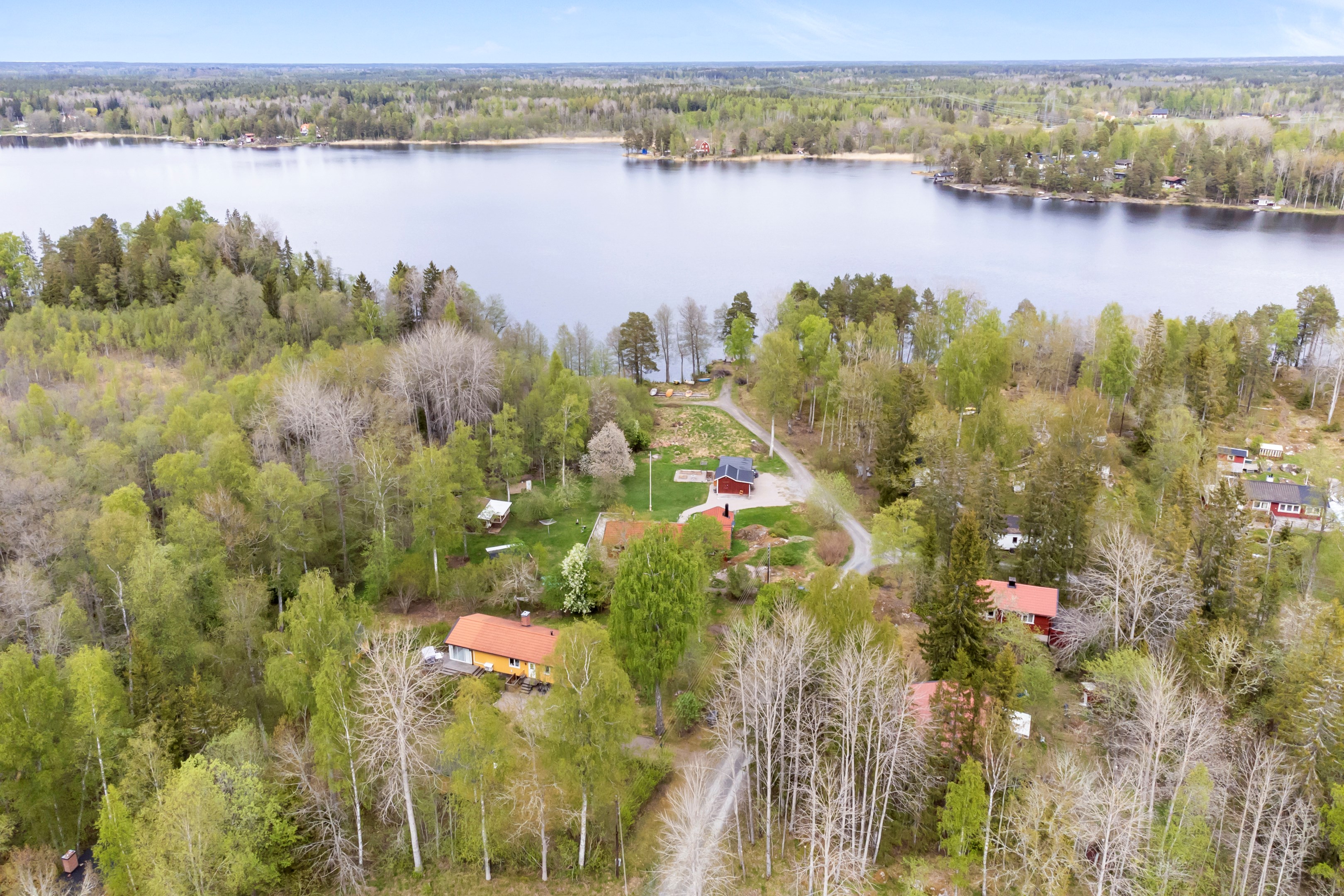 Bostadsbild från Strandsjövägen 40, Till salu i Järlåsa, Uppsala