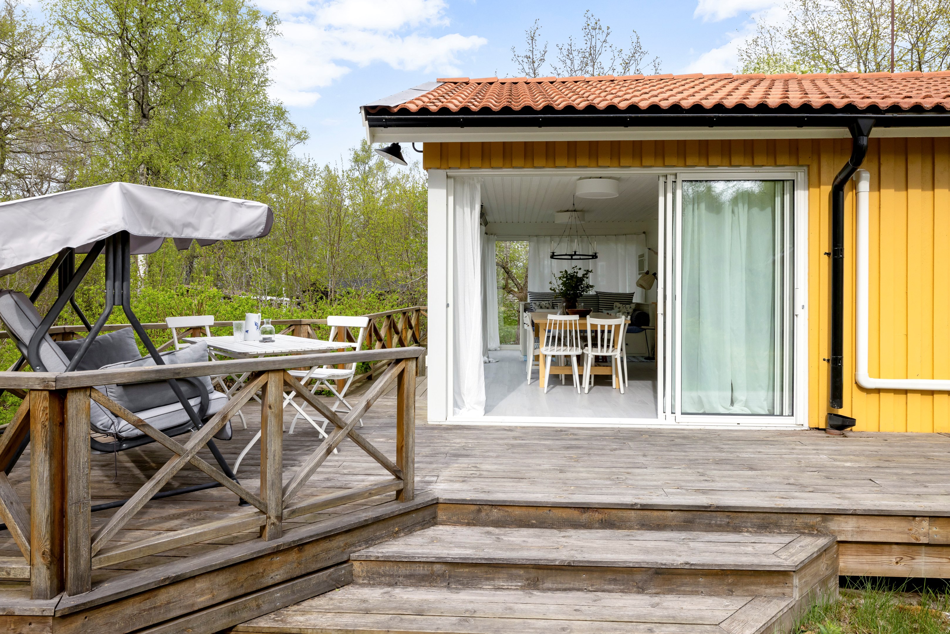 Bostadsbild från Strandsjövägen 40, Till salu i Järlåsa, Uppsala