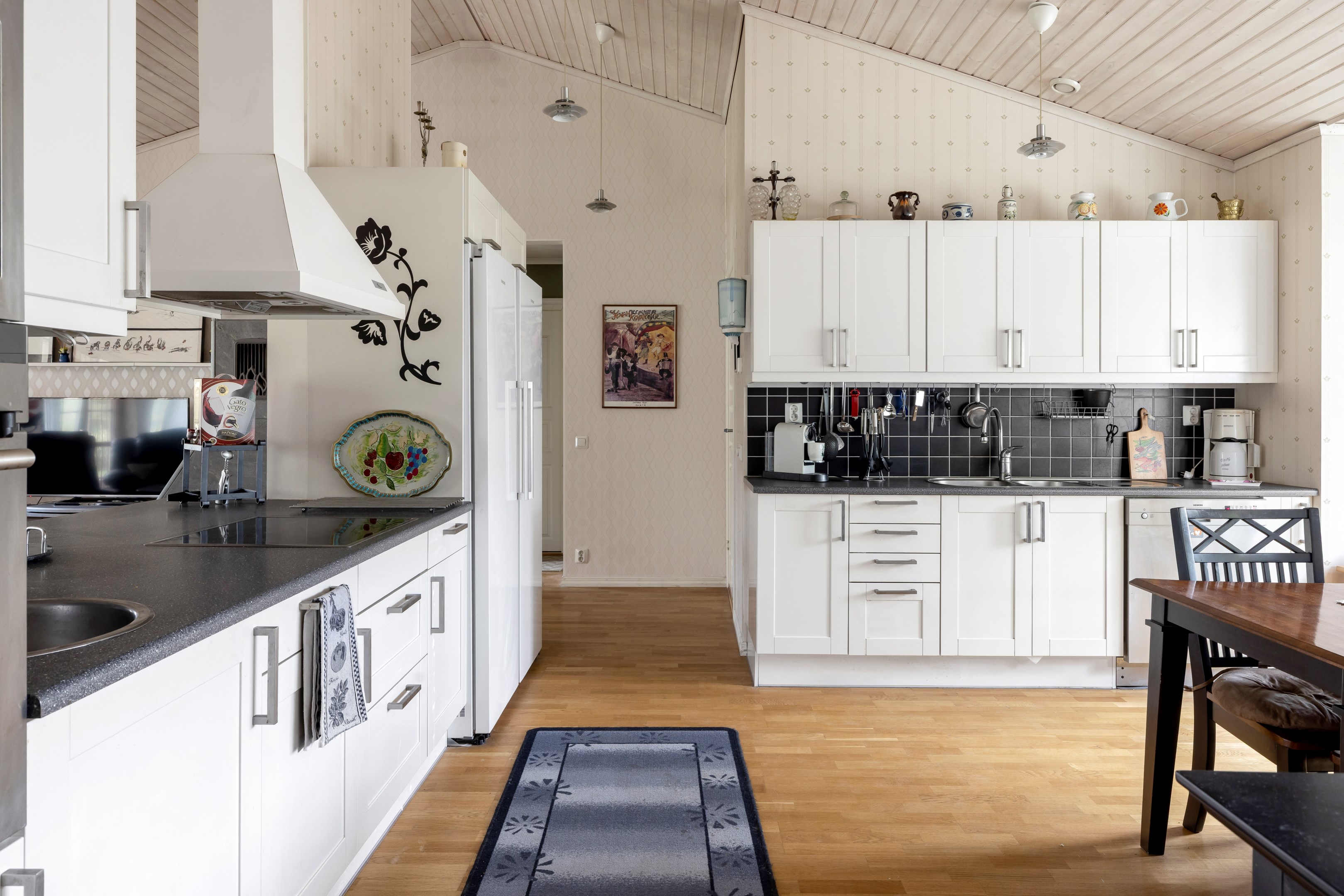 Bostadsbild från Badvägen 2, Till salu i Morgongåva, Heby