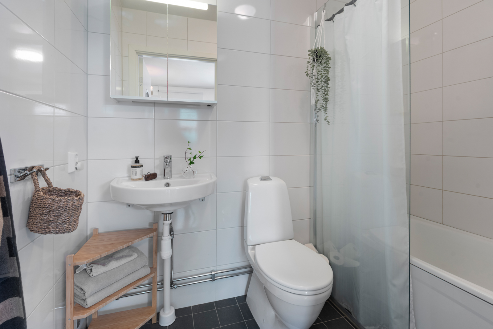Bostadsbild från Publikvägen 25, Till salu i Gustavsberg - Farstadal, Värmdö