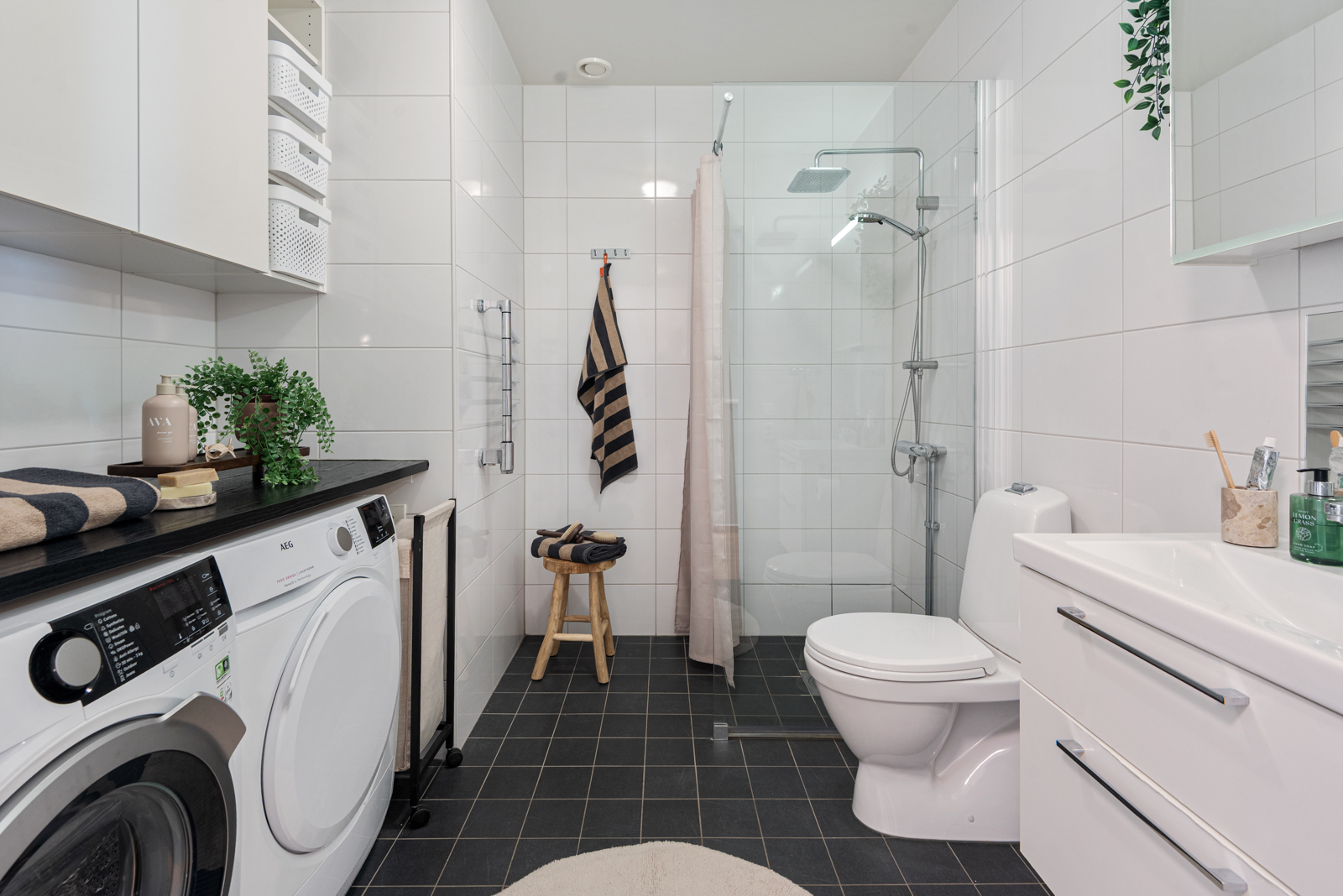 Bostadsbild från Publikvägen 25, Till salu i Gustavsberg - Farstadal, Värmdö
