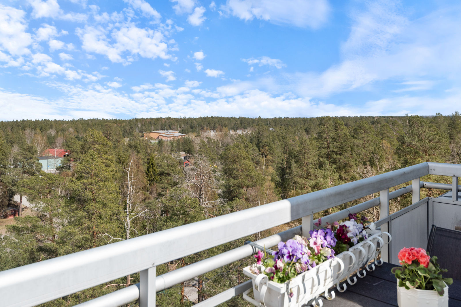 Bostadsbild från Bergmossevägen 6 vån 5, Till salu i Gustavsberg - Holmviksskogen, Värmdö