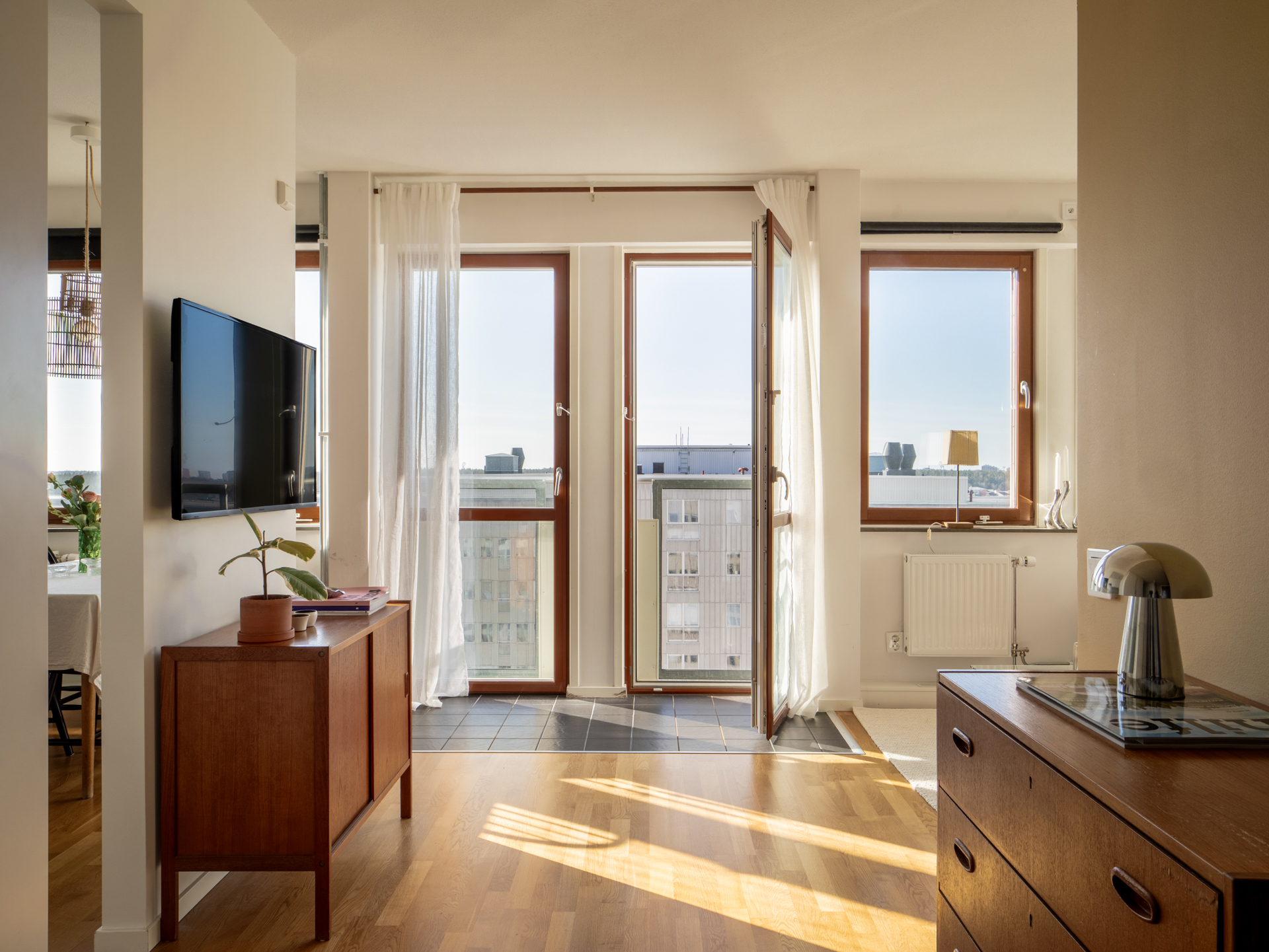 Bostadsbild från Östersundsgatan 7, Till salu i Råcksta, Stockholm