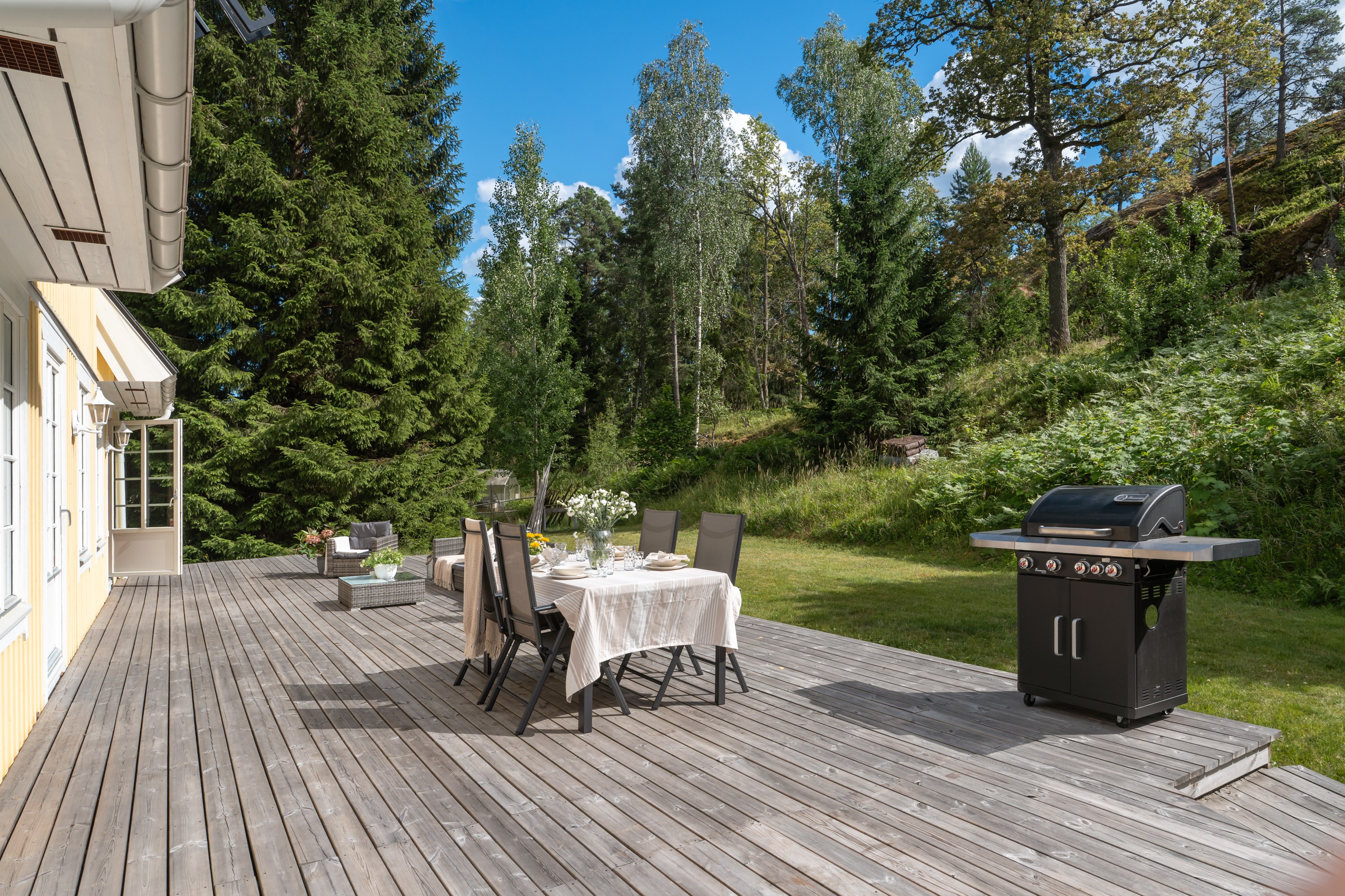 Bostadsbild från Lillebovägen 9, Till salu i Insjön, Nacka