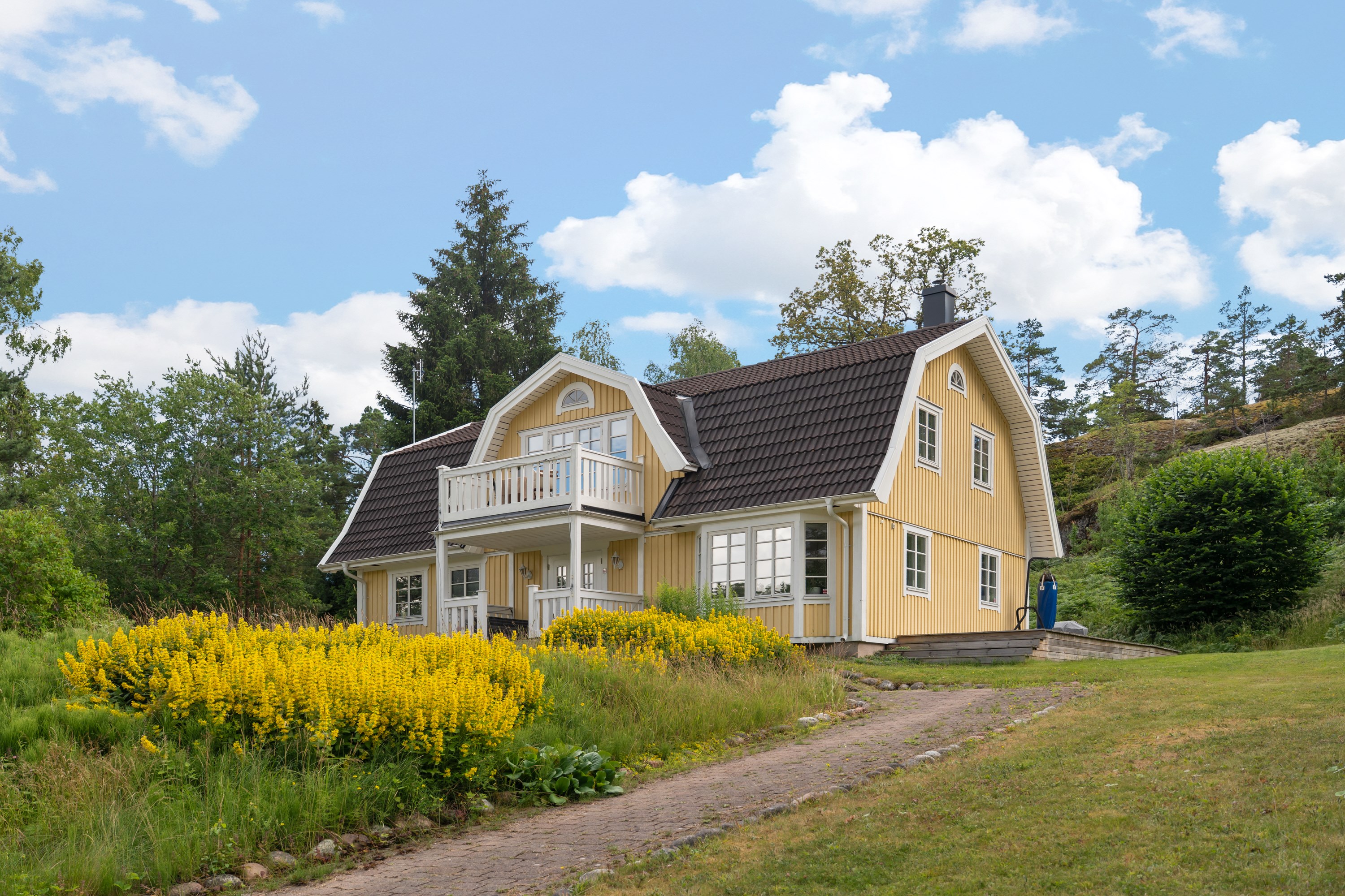 Bostadsbild från Lillebovägen 9, Till salu i Insjön, Nacka