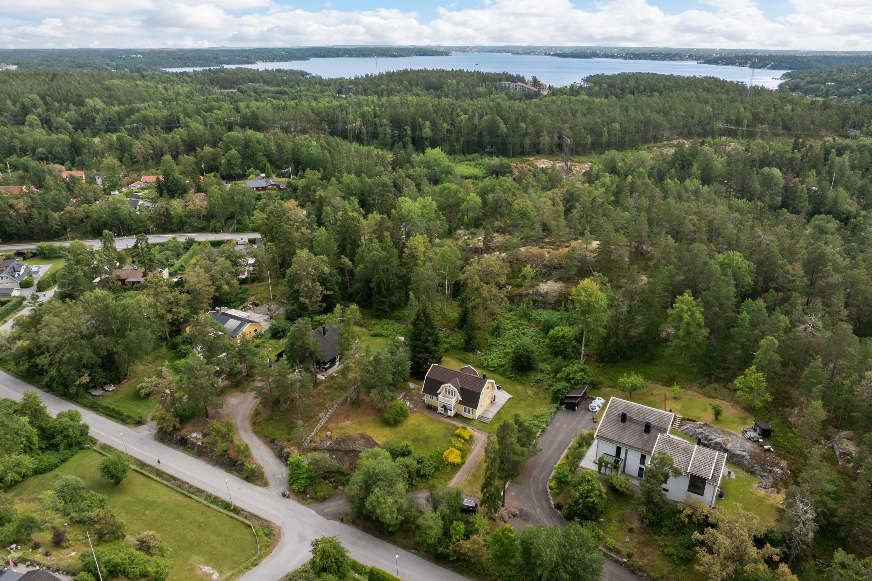 Bostadsbild från Lillebovägen 9, Till salu i Insjön, Nacka