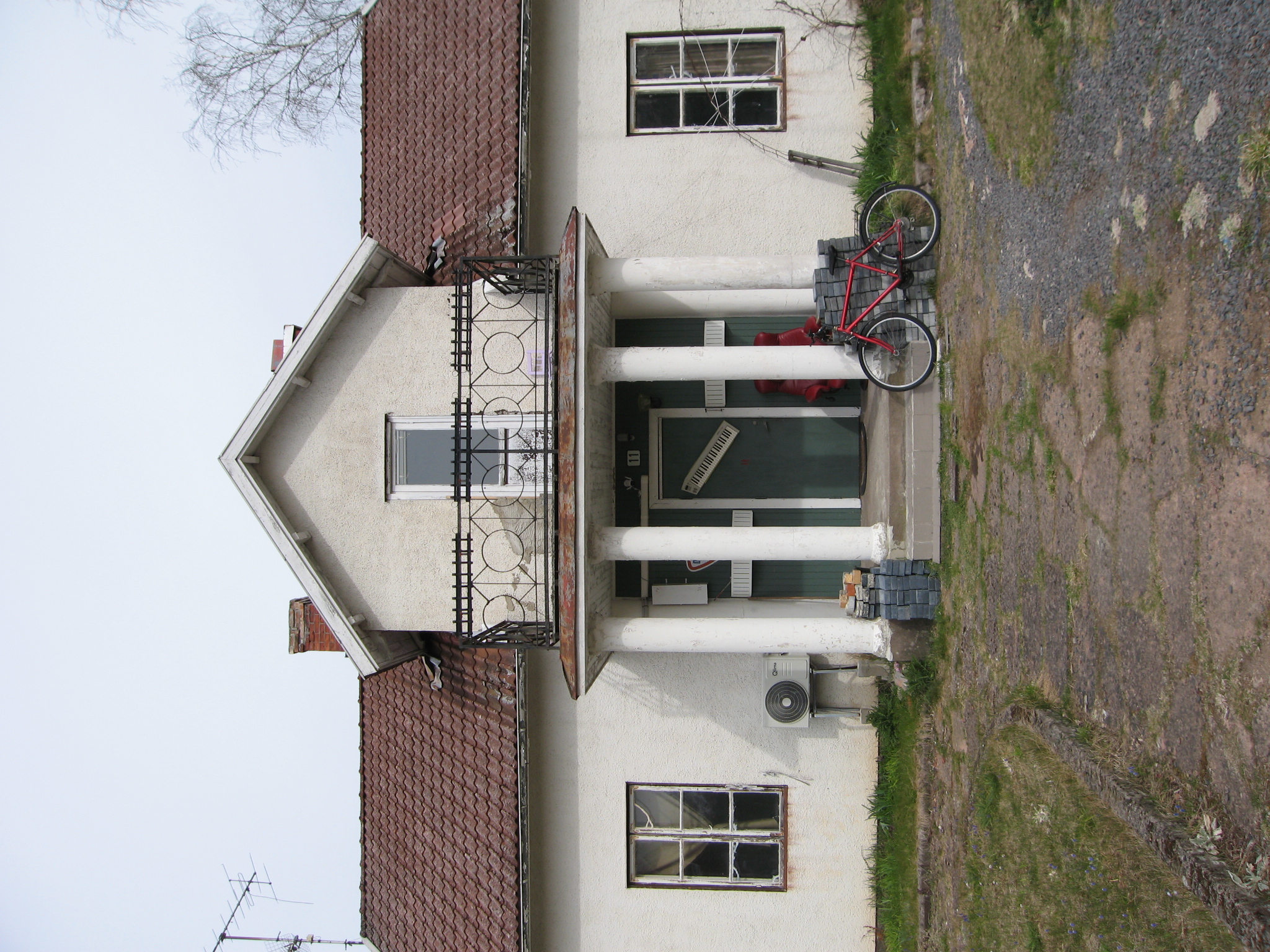 Stensatt entré