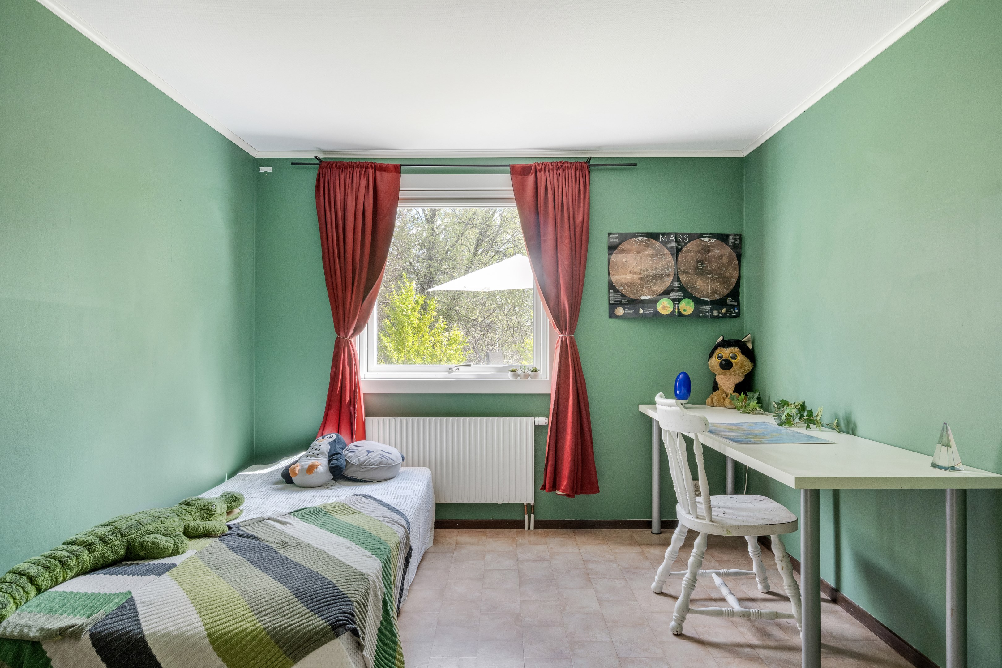 Bostadsbild från Vårbroddsvägen 36, Såld i Knivsta, Knivsta