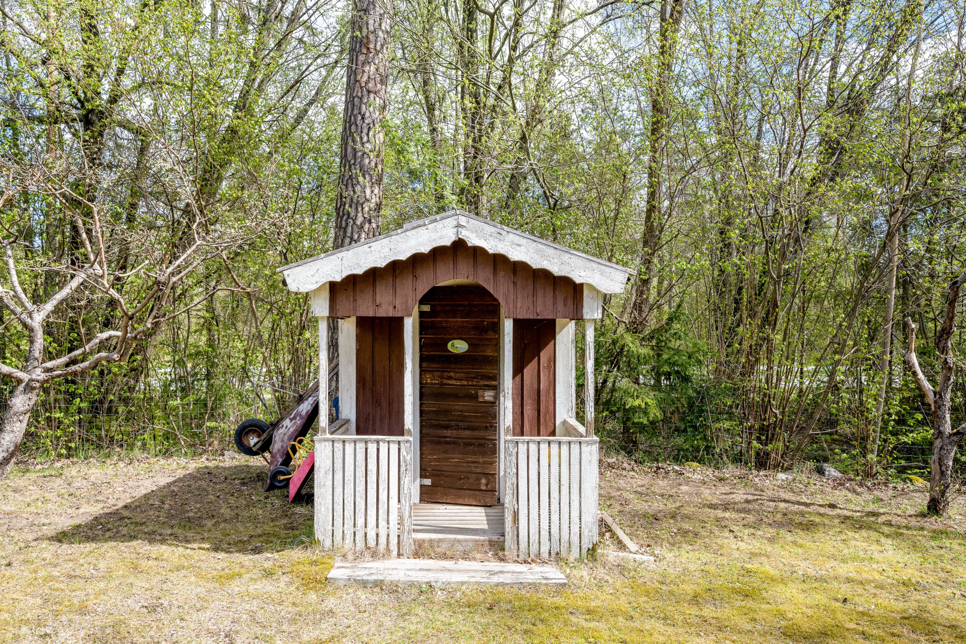Bostadsbild från Vårbroddsvägen 36, Såld i Knivsta, Knivsta