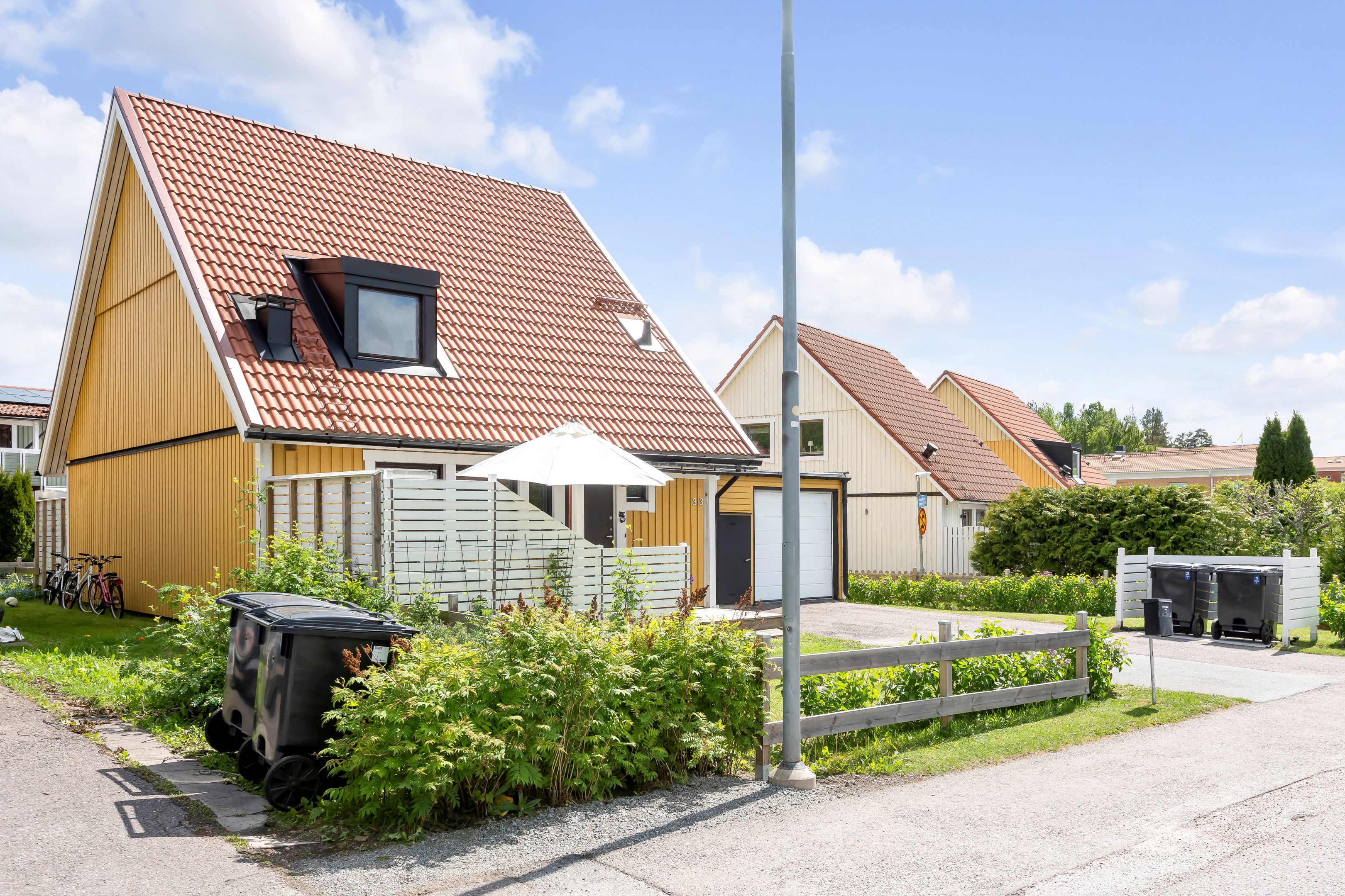 Bostadsbild från Månskensvägen 33, Till salu i Storvreta, Uppsala