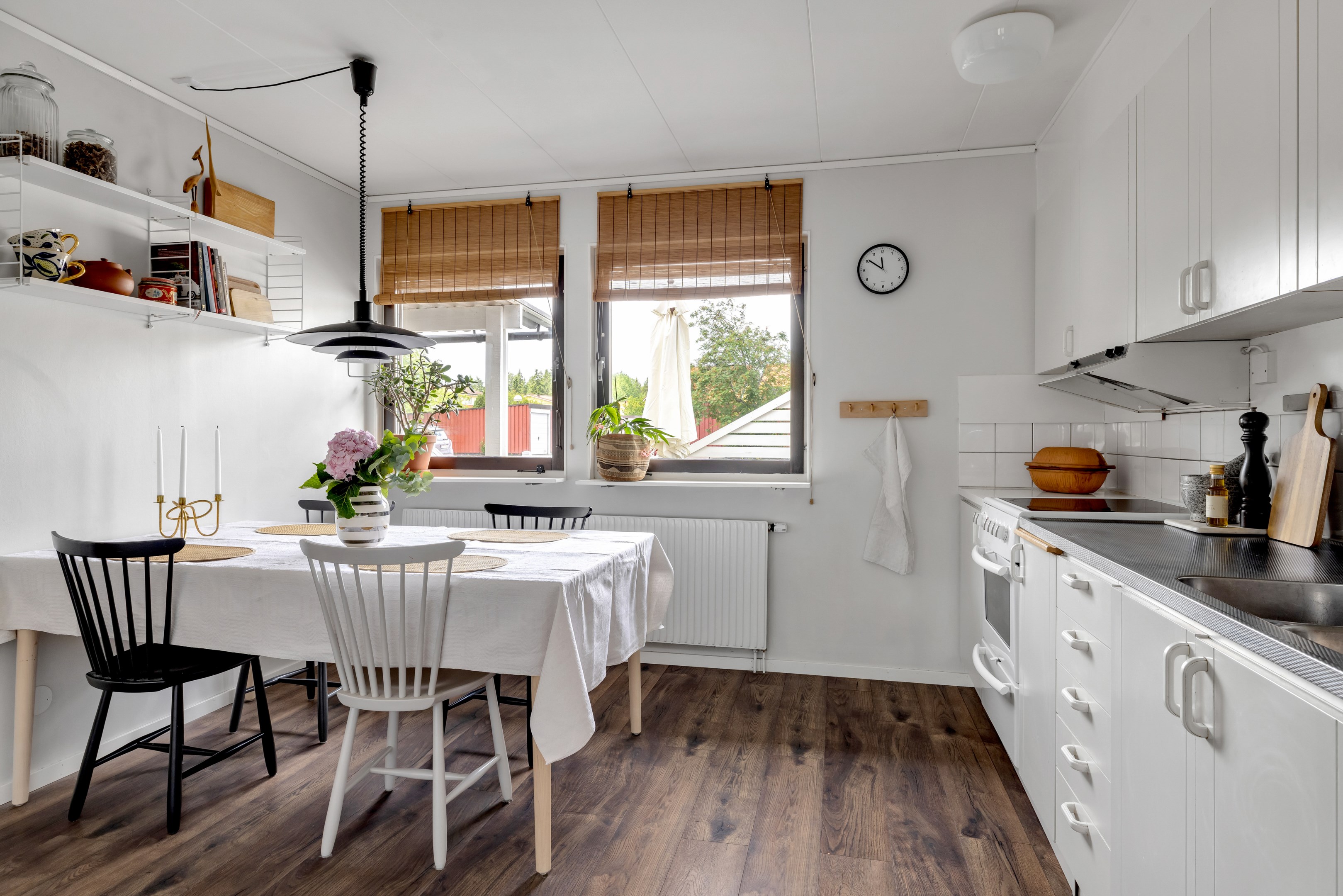 Bostadsbild från Månskensvägen 33, Till salu i Storvreta, Uppsala