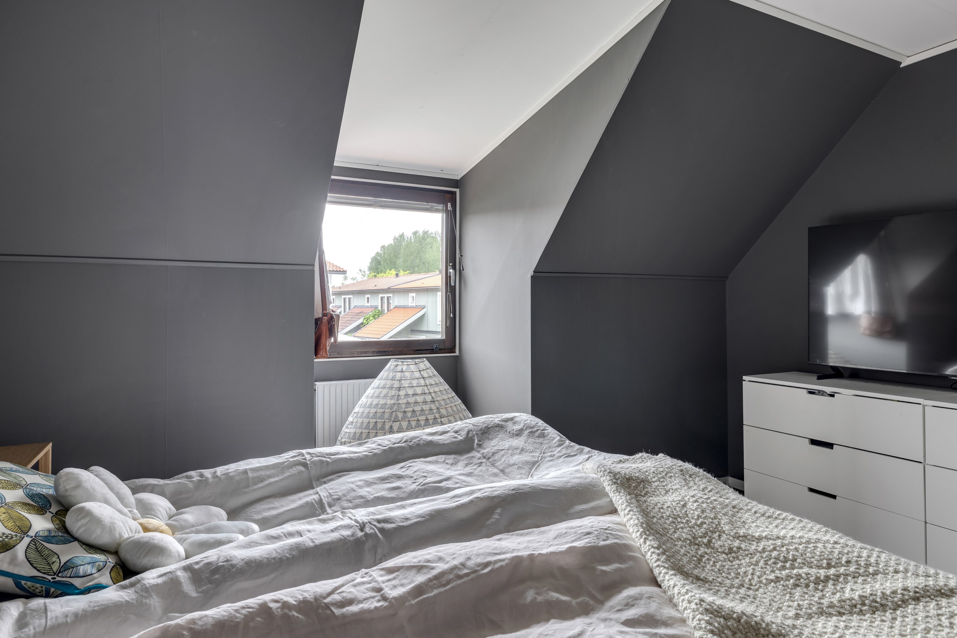 Bostadsbild från Månskensvägen 33, Till salu i Storvreta, Uppsala