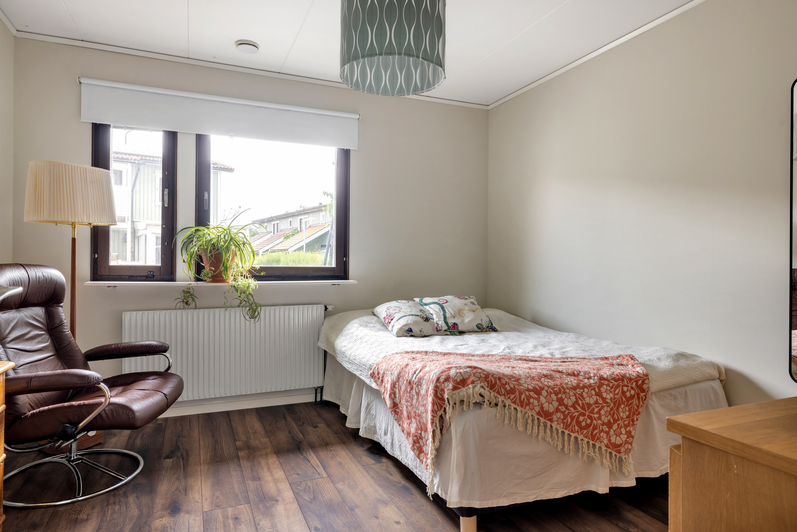 Bostadsbild från Månskensvägen 33, Till salu i Storvreta, Uppsala