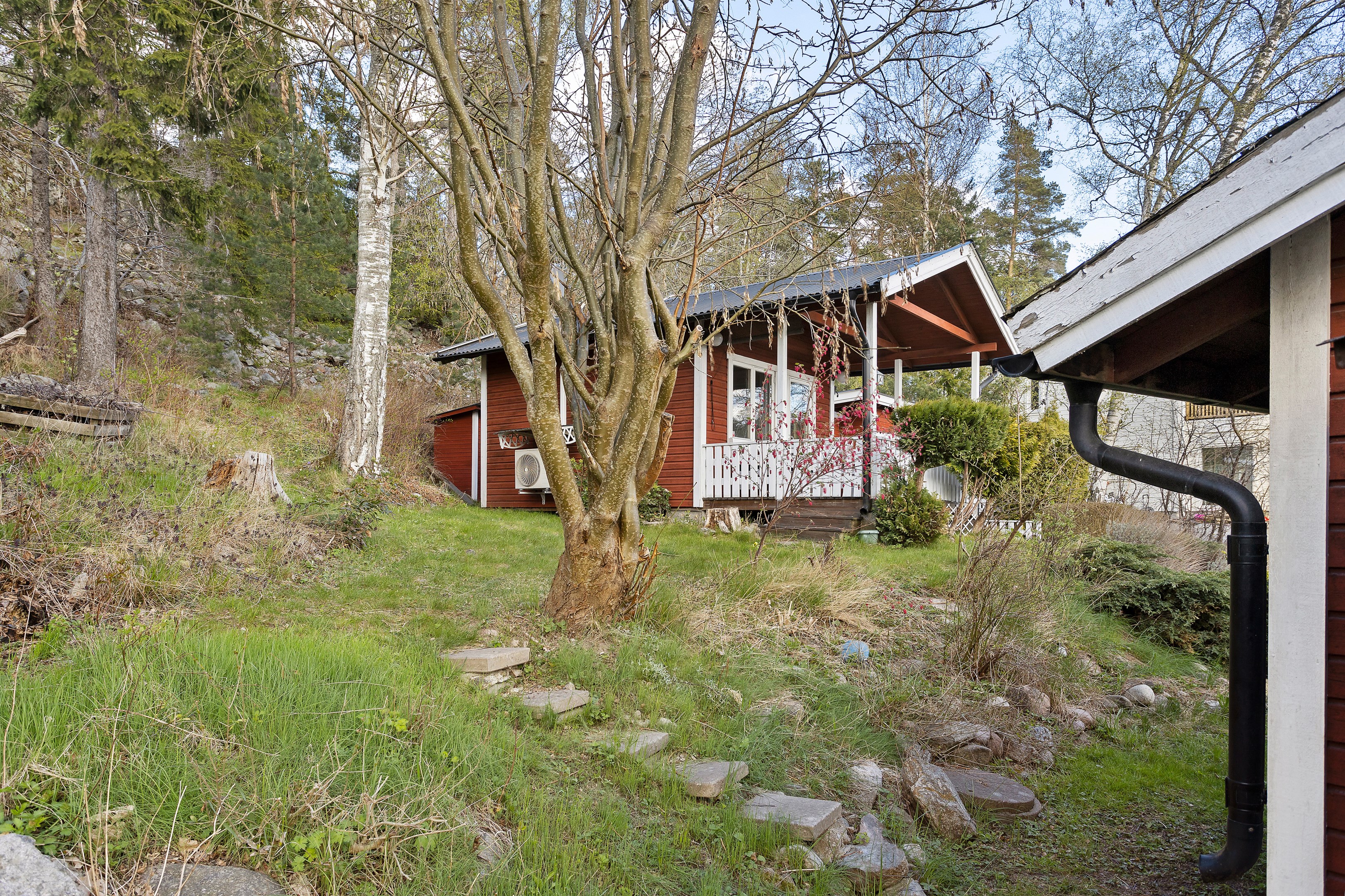 Bostadsbild från Gustavsviksvägen 35A, Till salu i Gustavsvik, Nacka