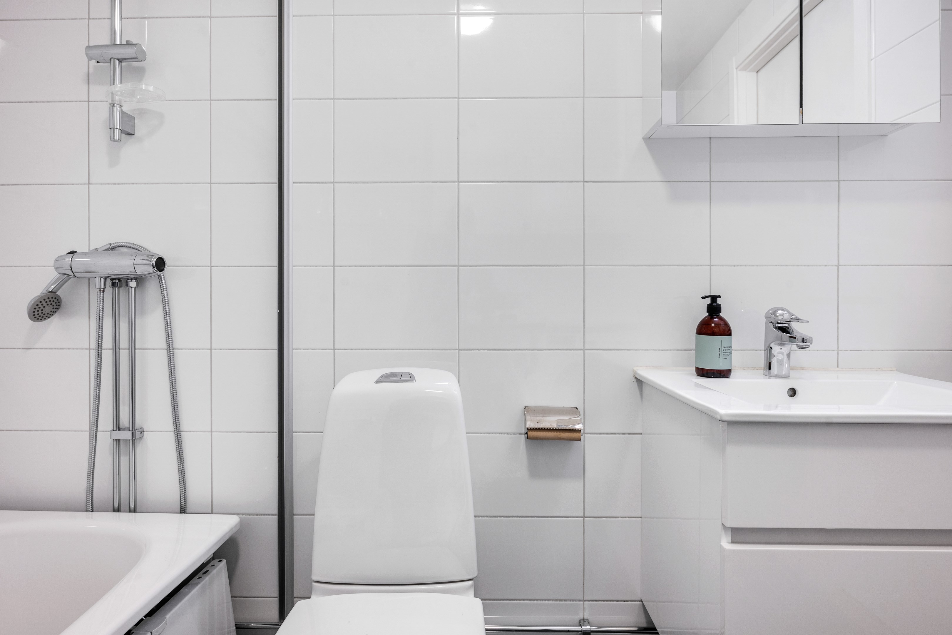 Bostadsbild från Råbyvägen 41, Till salu i Kvarngärdet, Uppsala