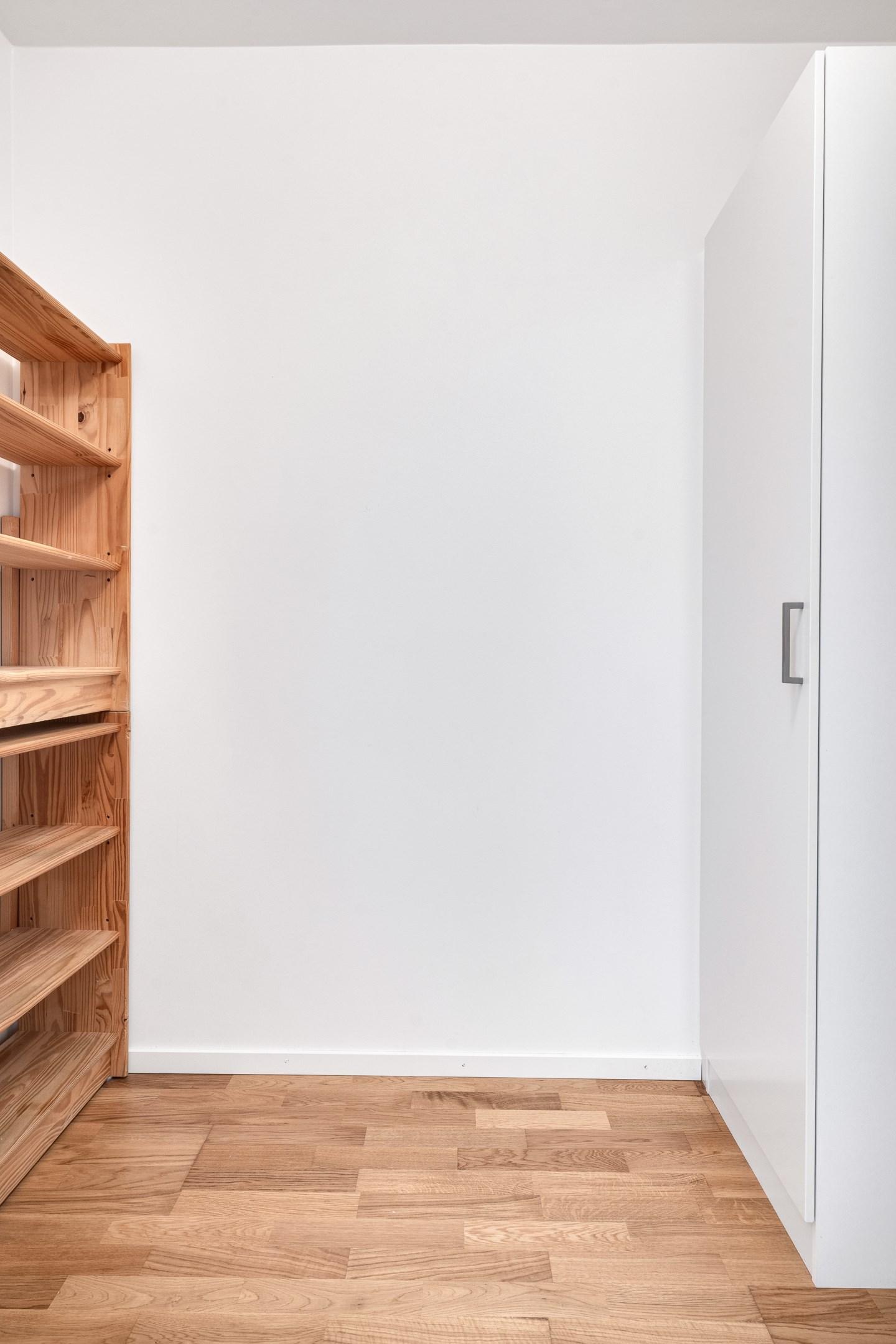 Bostadsbild från Råbyvägen 41, Till salu i Kvarngärdet, Uppsala
