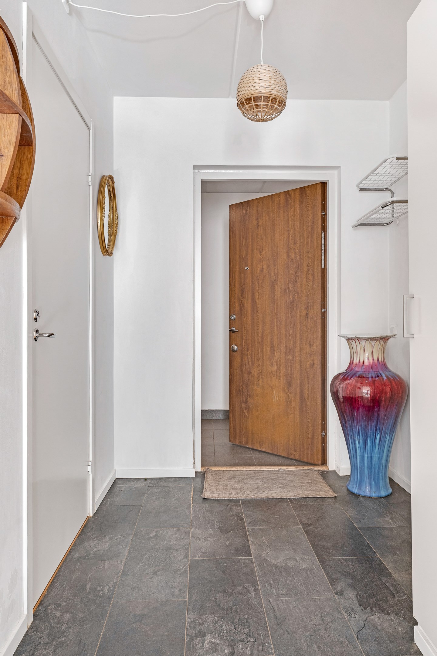 Bostadsbild från Råbyvägen 41, Till salu i Kvarngärdet, Uppsala