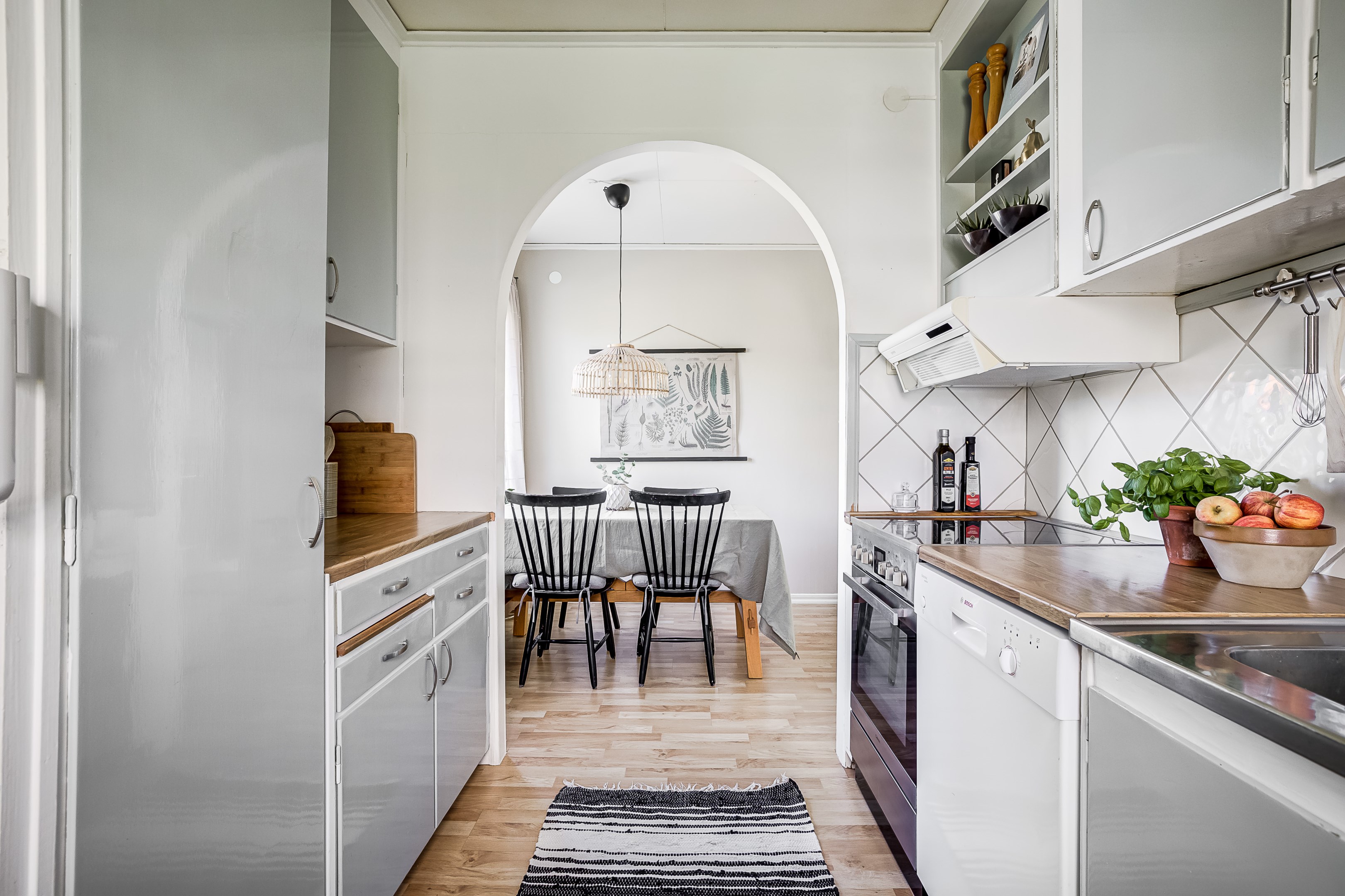Bostadsbild från Kadriljvägen 8, Såld i Björklinge, Uppsala