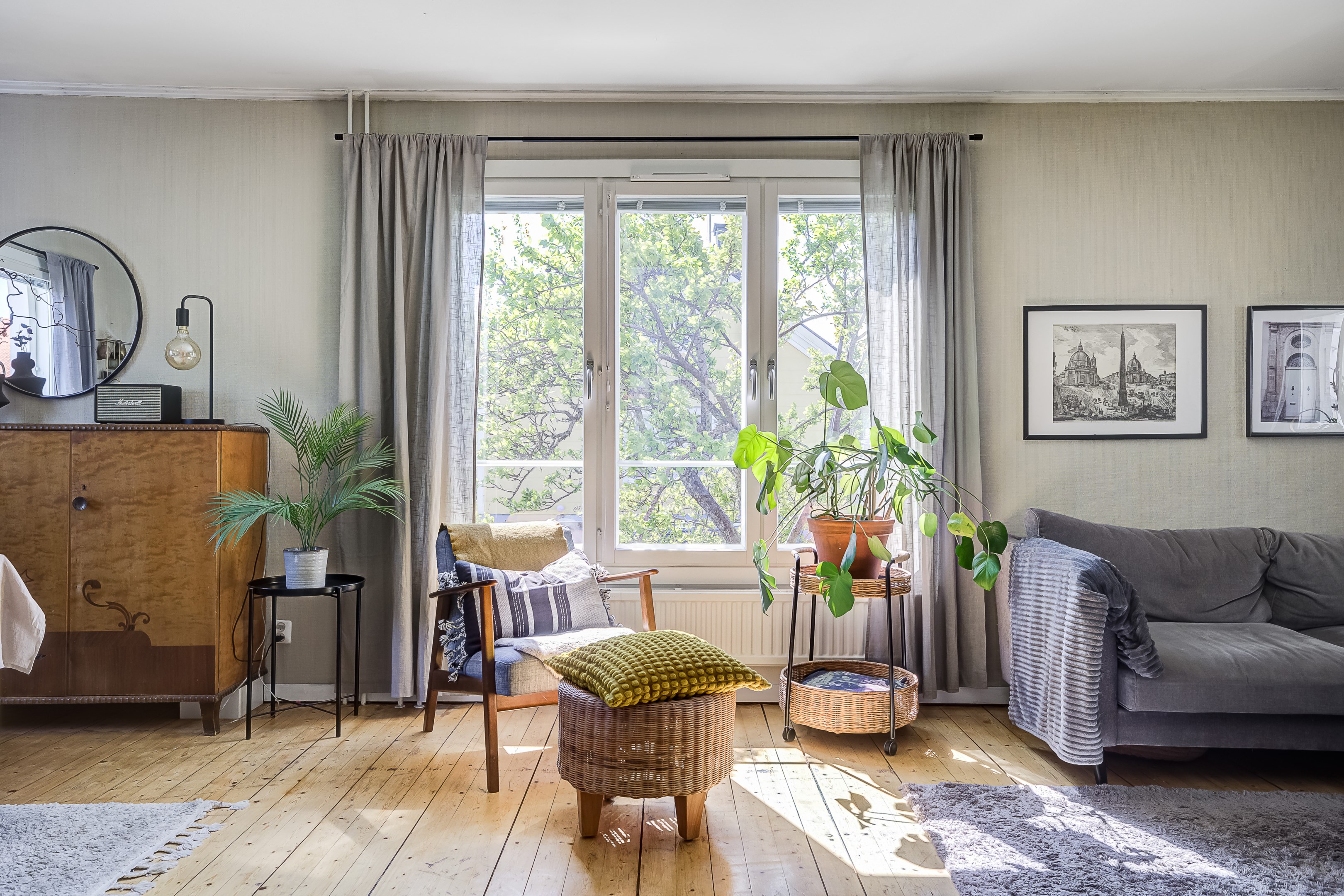 Bostadsbild från Kadriljvägen 8, Såld i Björklinge, Uppsala