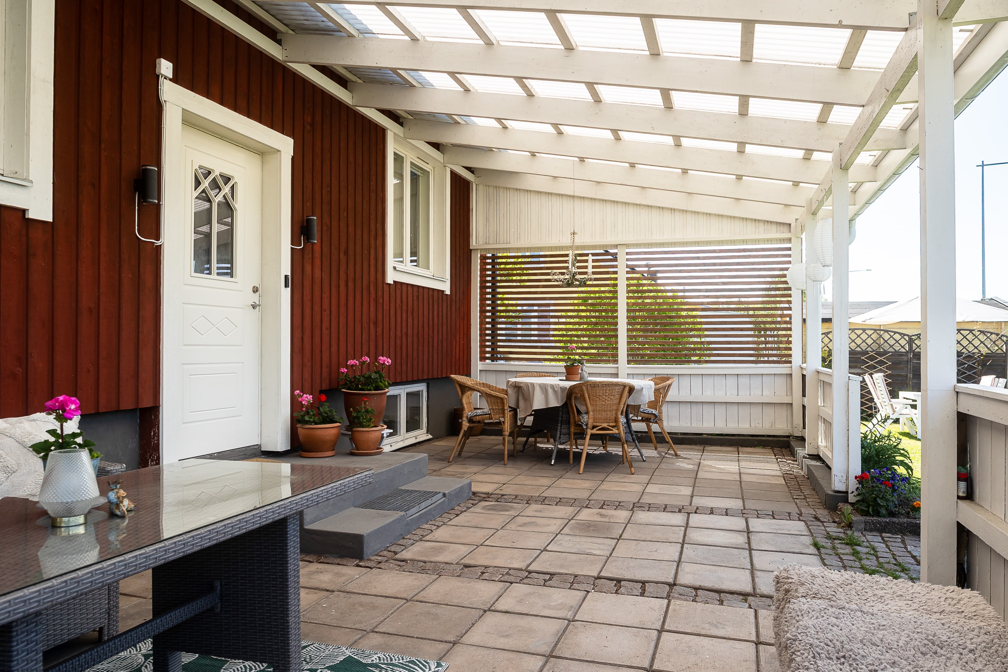 Bostadsbild från Kadriljvägen 8, Såld i Björklinge, Uppsala