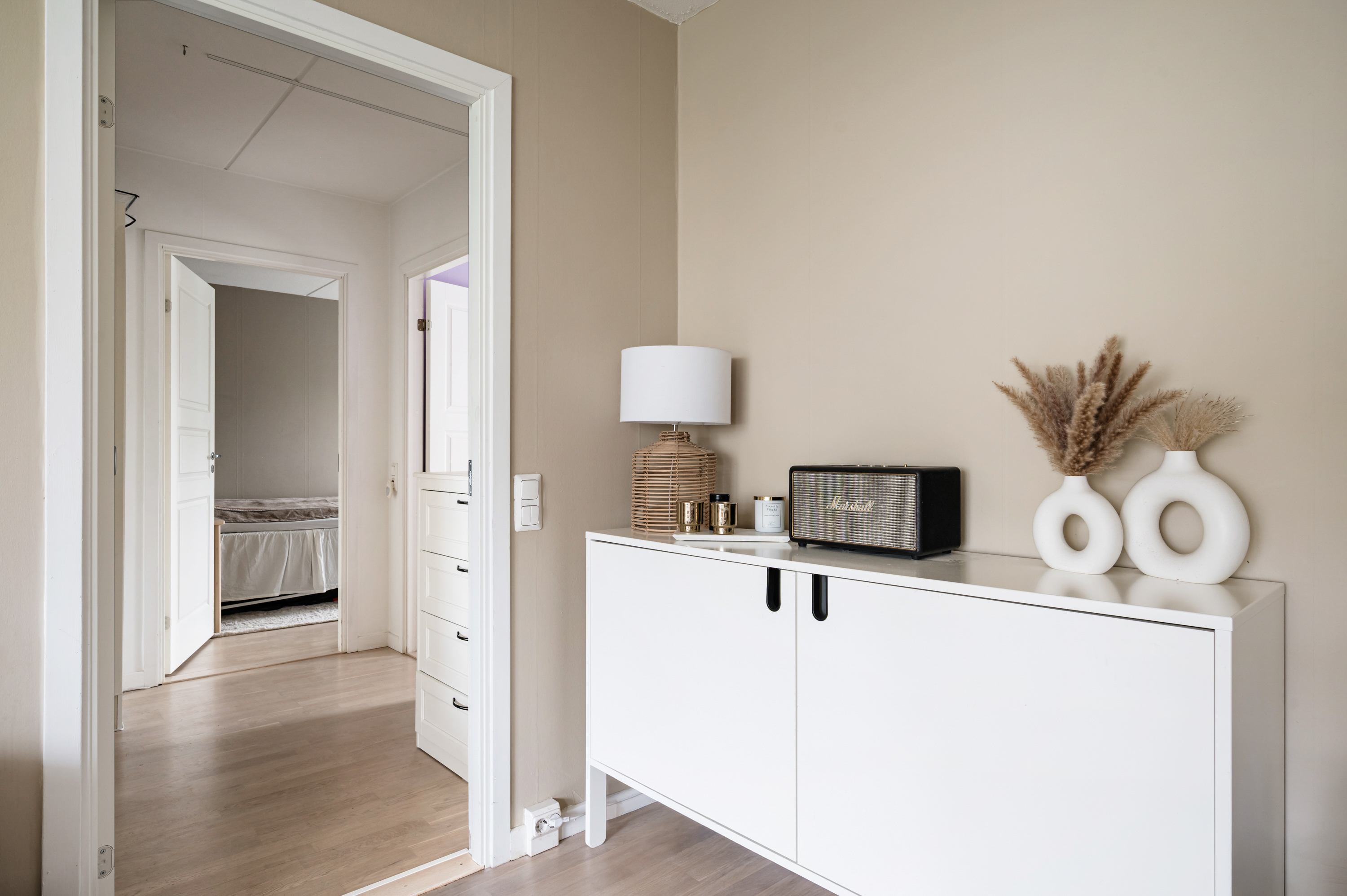 Bostadsbild från Slottsvägen 10, Till salu i Haga, Norra, Solna