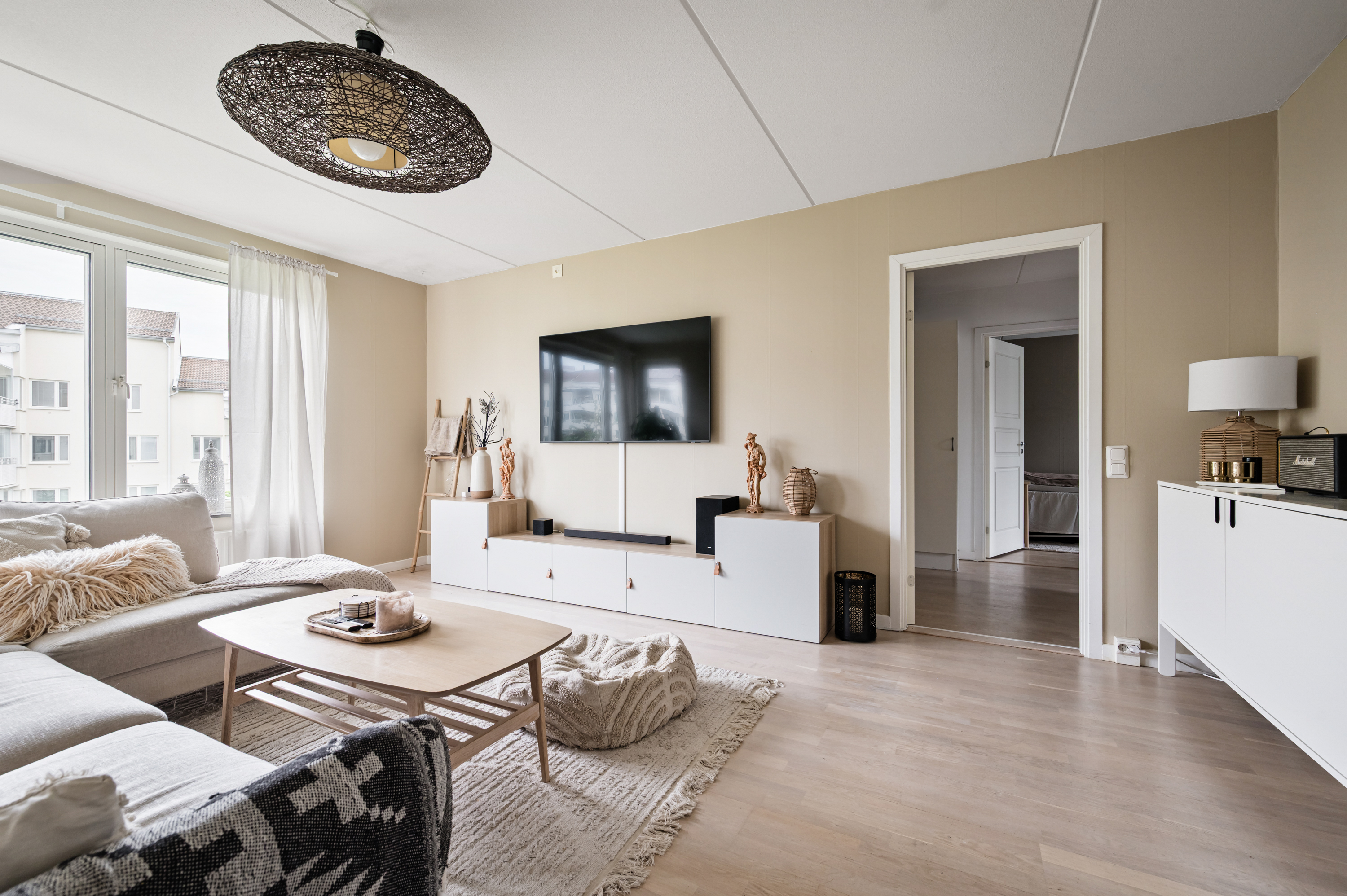 Bostadsbild från Slottsvägen 10, Till salu i Haga, Norra, Solna