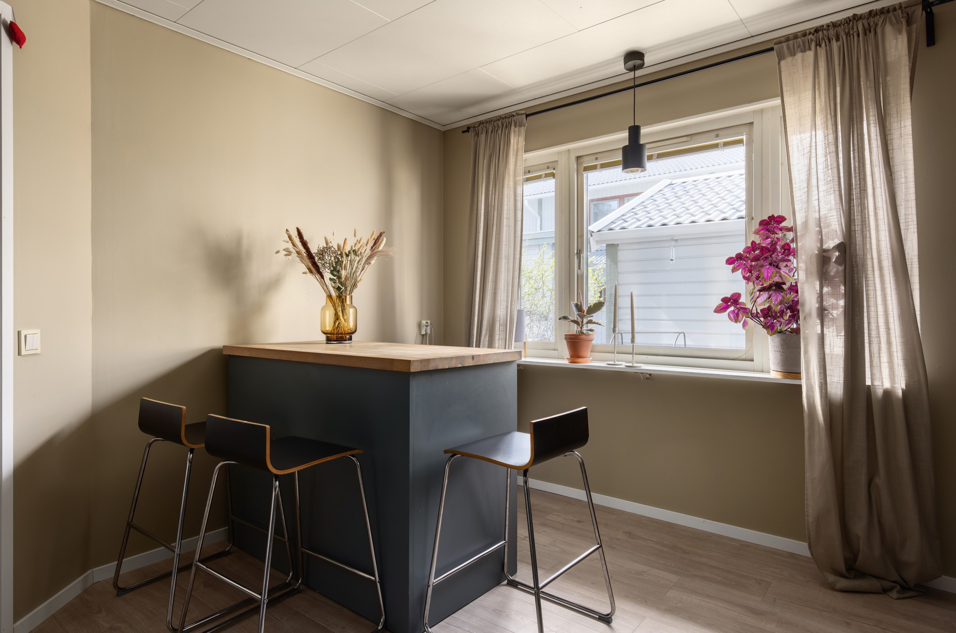 Bostadsbild från Berguddsvägen 84, Till salu i Bergudden - Saltsjöbaden, Nacka