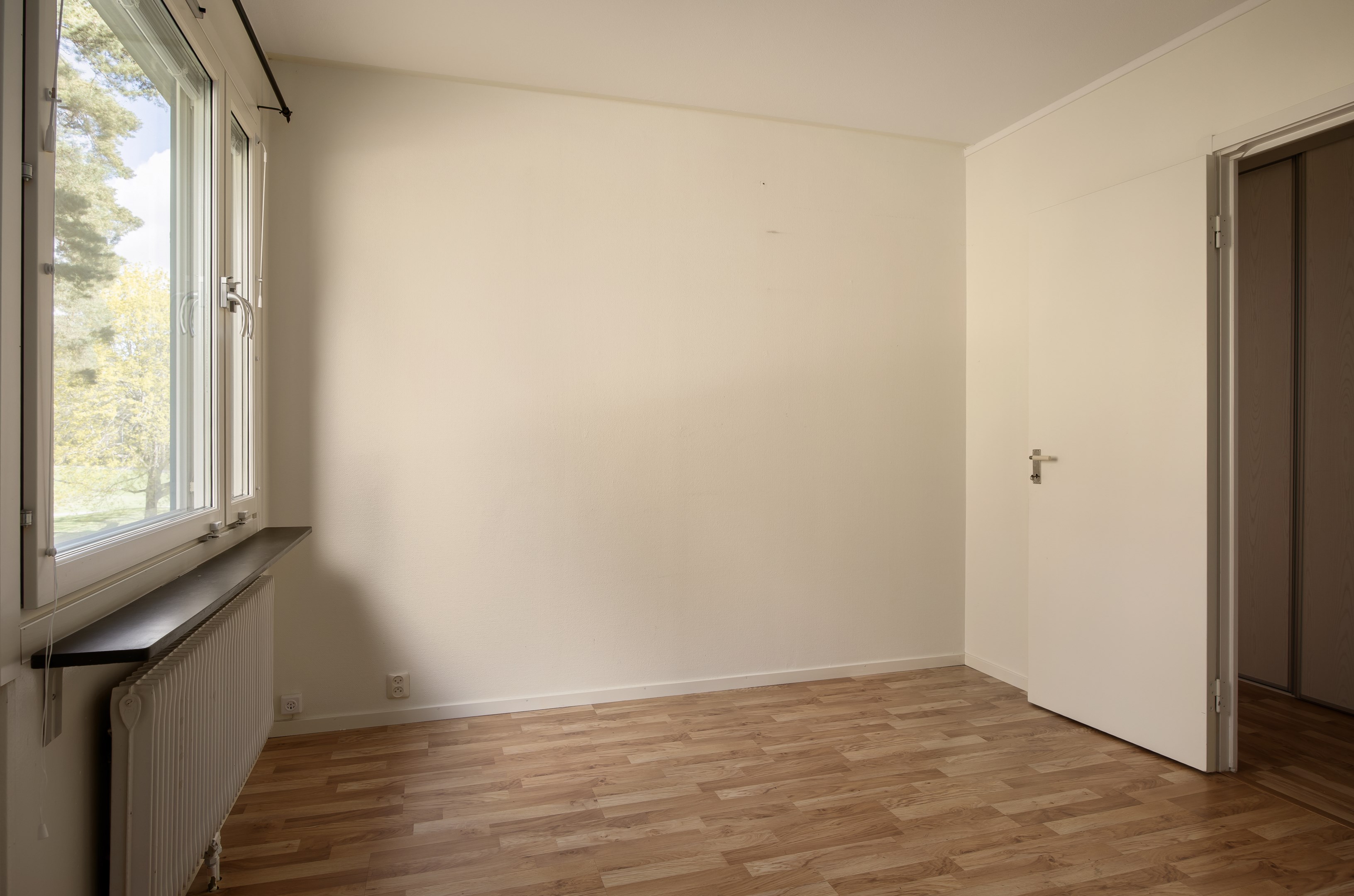 Bostadsbild från Vinterbrinksvägen 63, 1tr, Till salu i Igelbodaplatån - Saltsjöbaden, Nacka