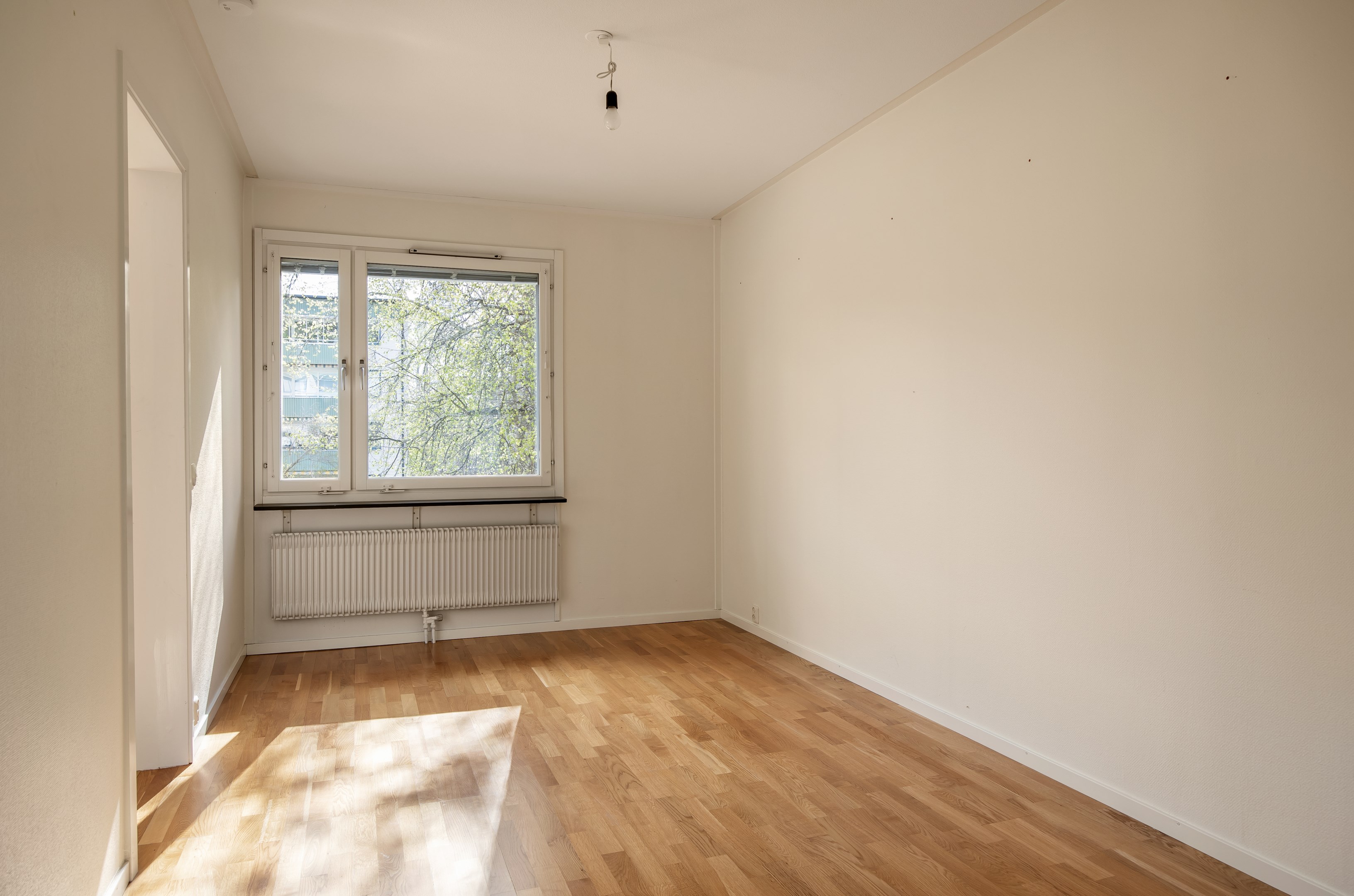 Bostadsbild från Vinterbrinksvägen 63, 1tr, Till salu i Igelbodaplatån - Saltsjöbaden, Nacka