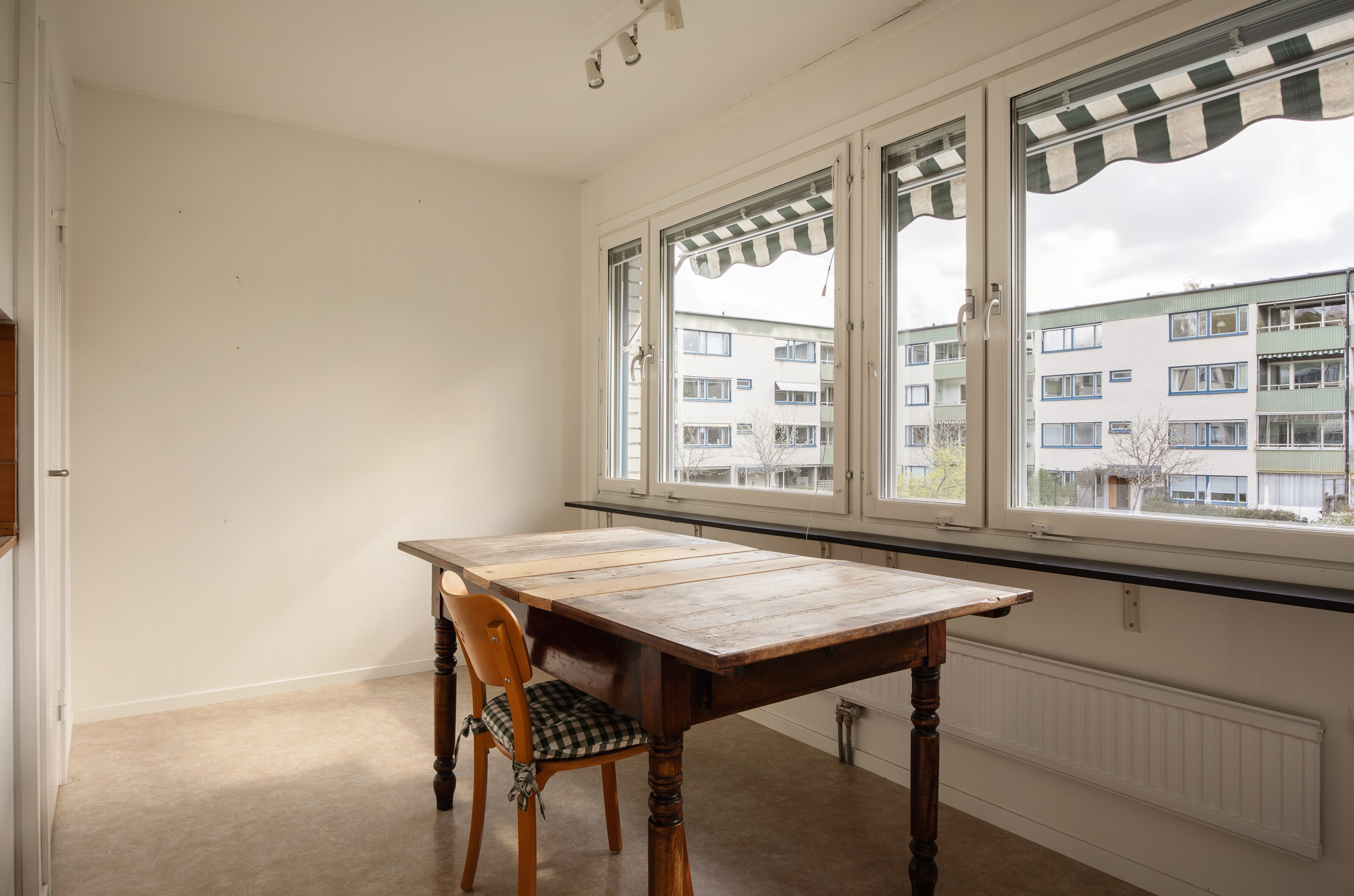 Bostadsbild från Vinterbrinksvägen 63, 1tr, Till salu i Igelbodaplatån - Saltsjöbaden, Nacka