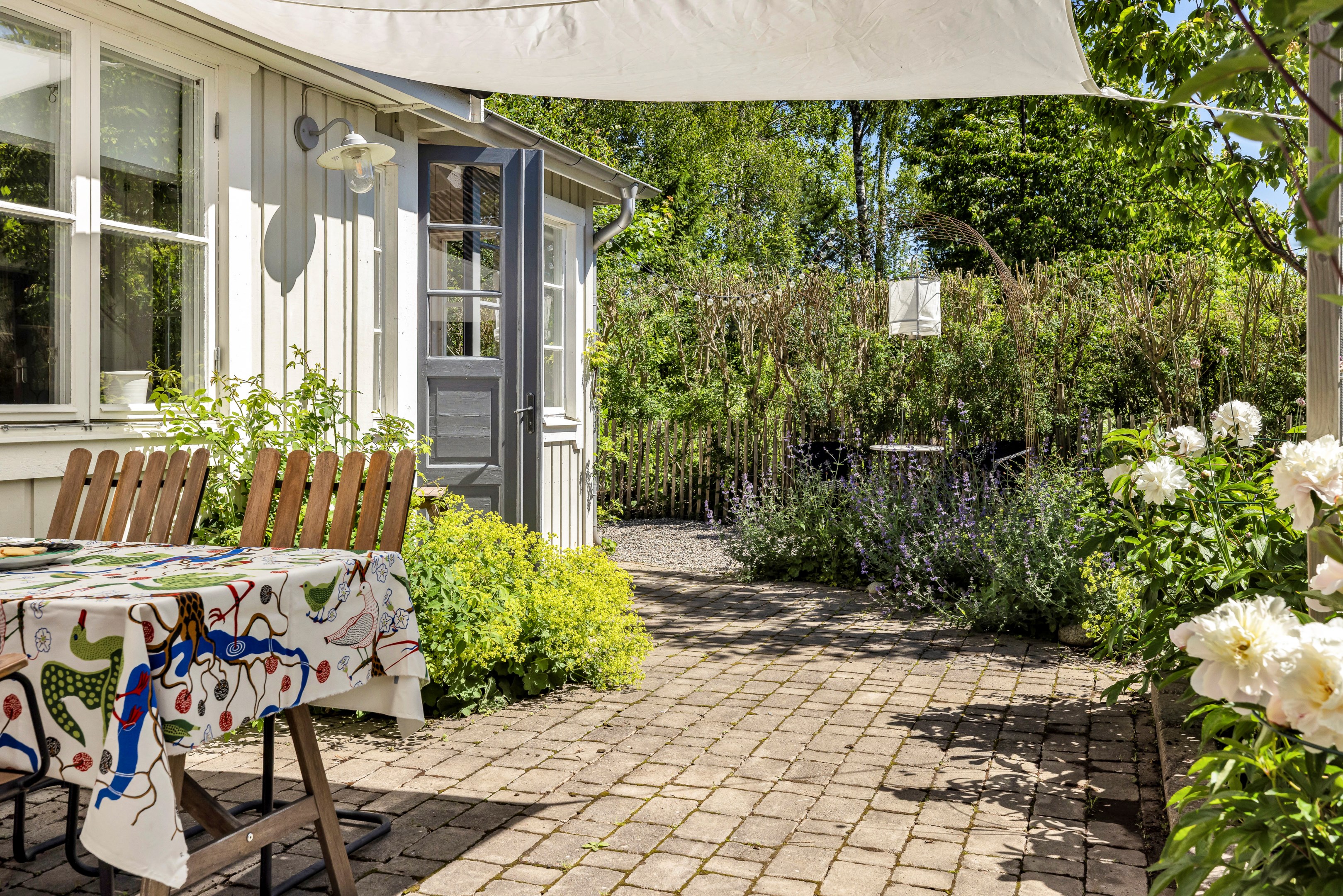 Bostadsbild från Stubbåkersvägen 28, Såld i Storvreta, Uppsala