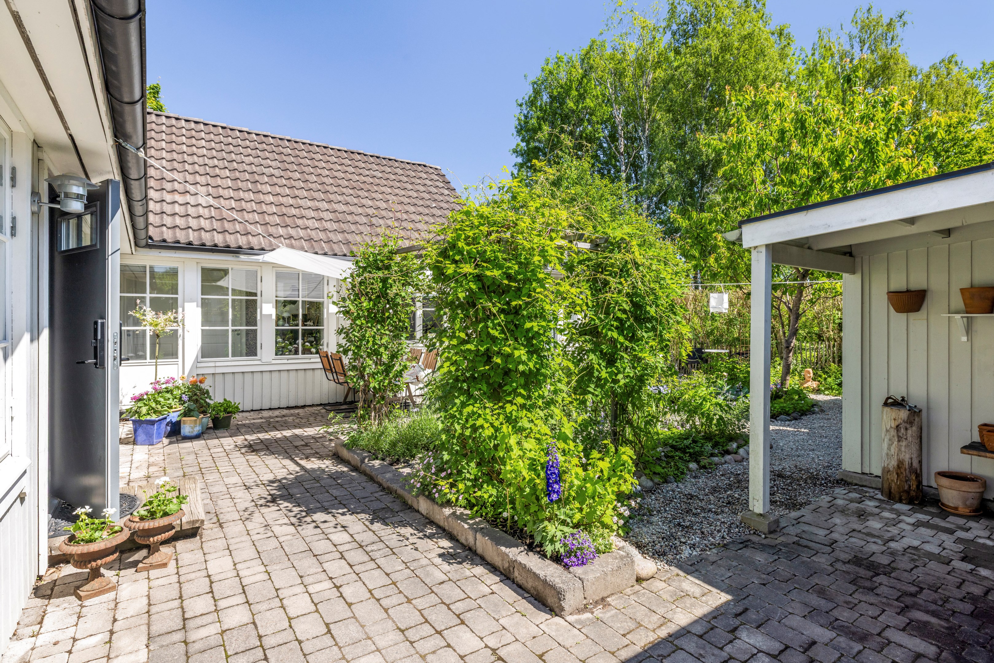 Bostadsbild från Stubbåkersvägen 28, Såld i Storvreta, Uppsala
