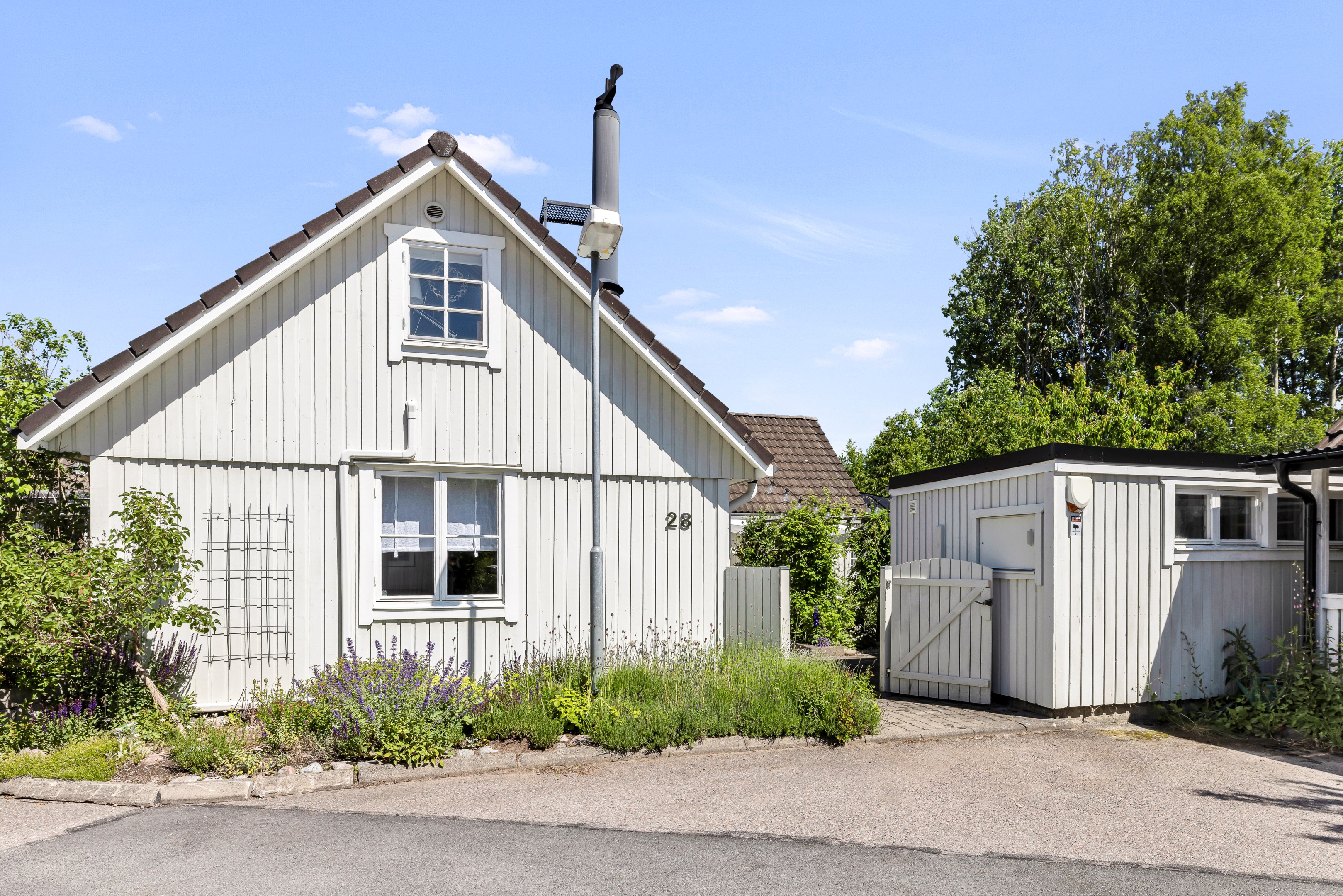Bostadsbild från Stubbåkersvägen 28, Såld i Storvreta, Uppsala
