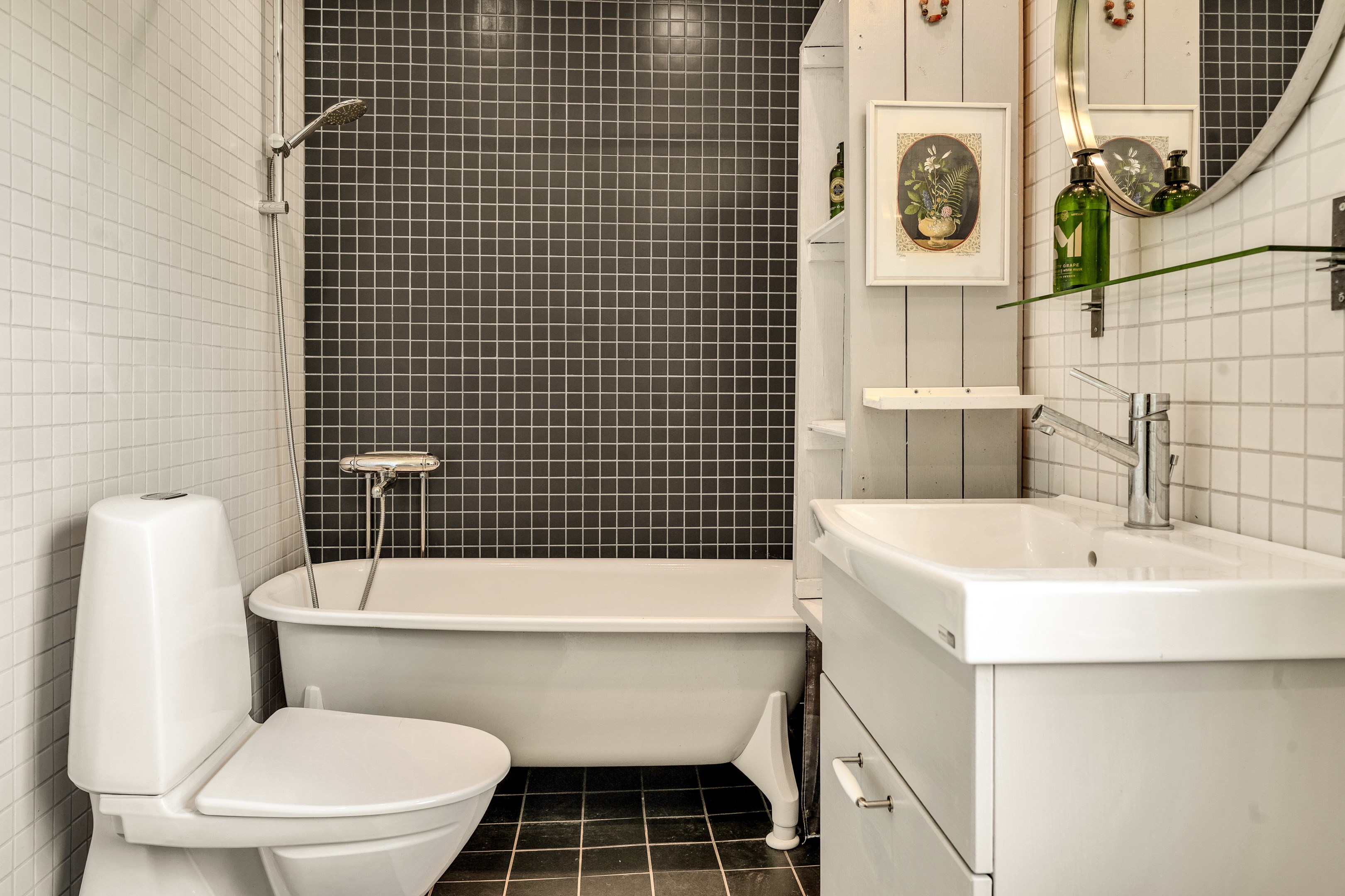 Bostadsbild från Stubbåkersvägen 28, Såld i Storvreta, Uppsala