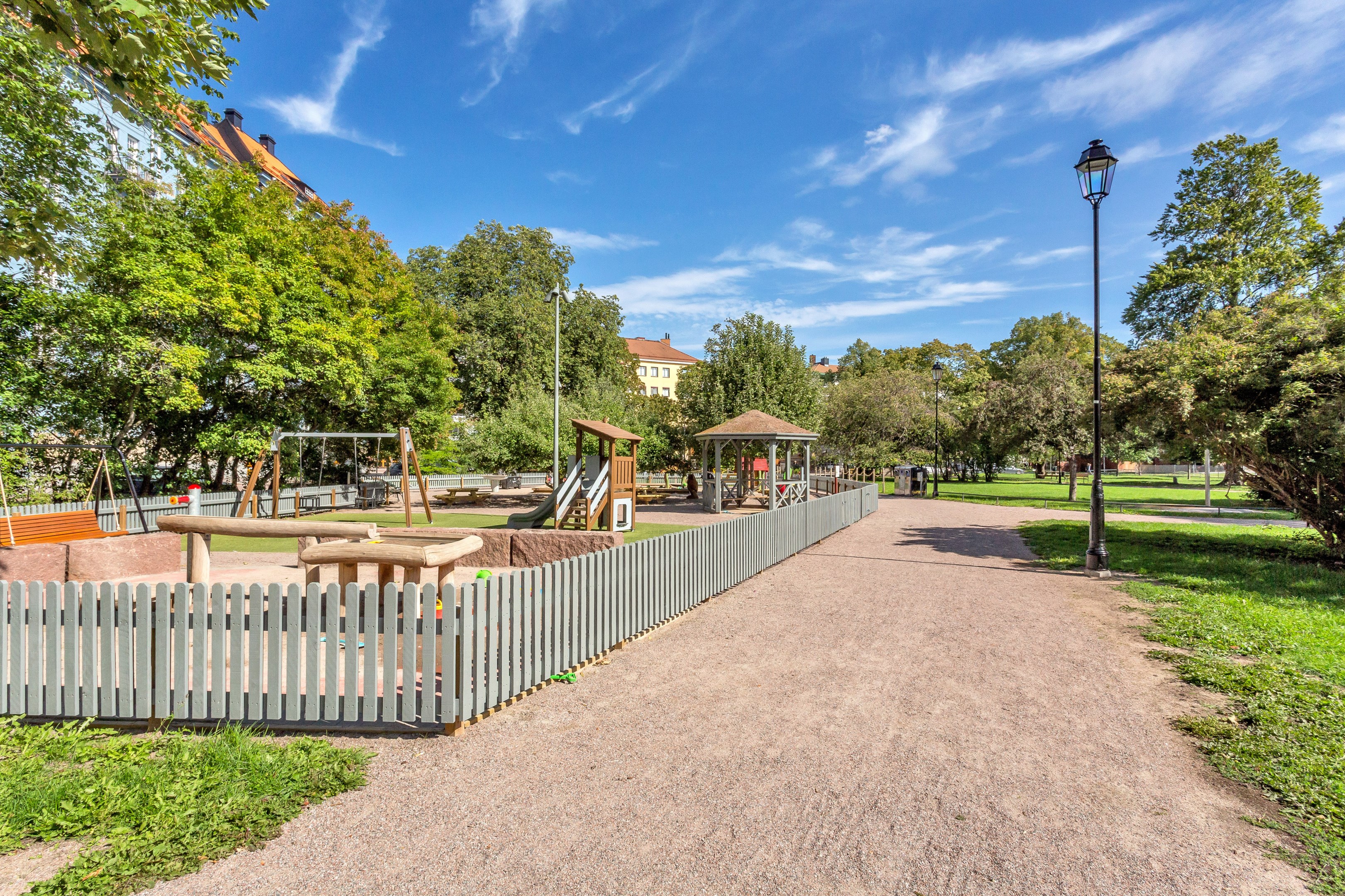 Bostadsbild från Sturegatan 2B, Till salu i Främre Luthagen, Uppsala