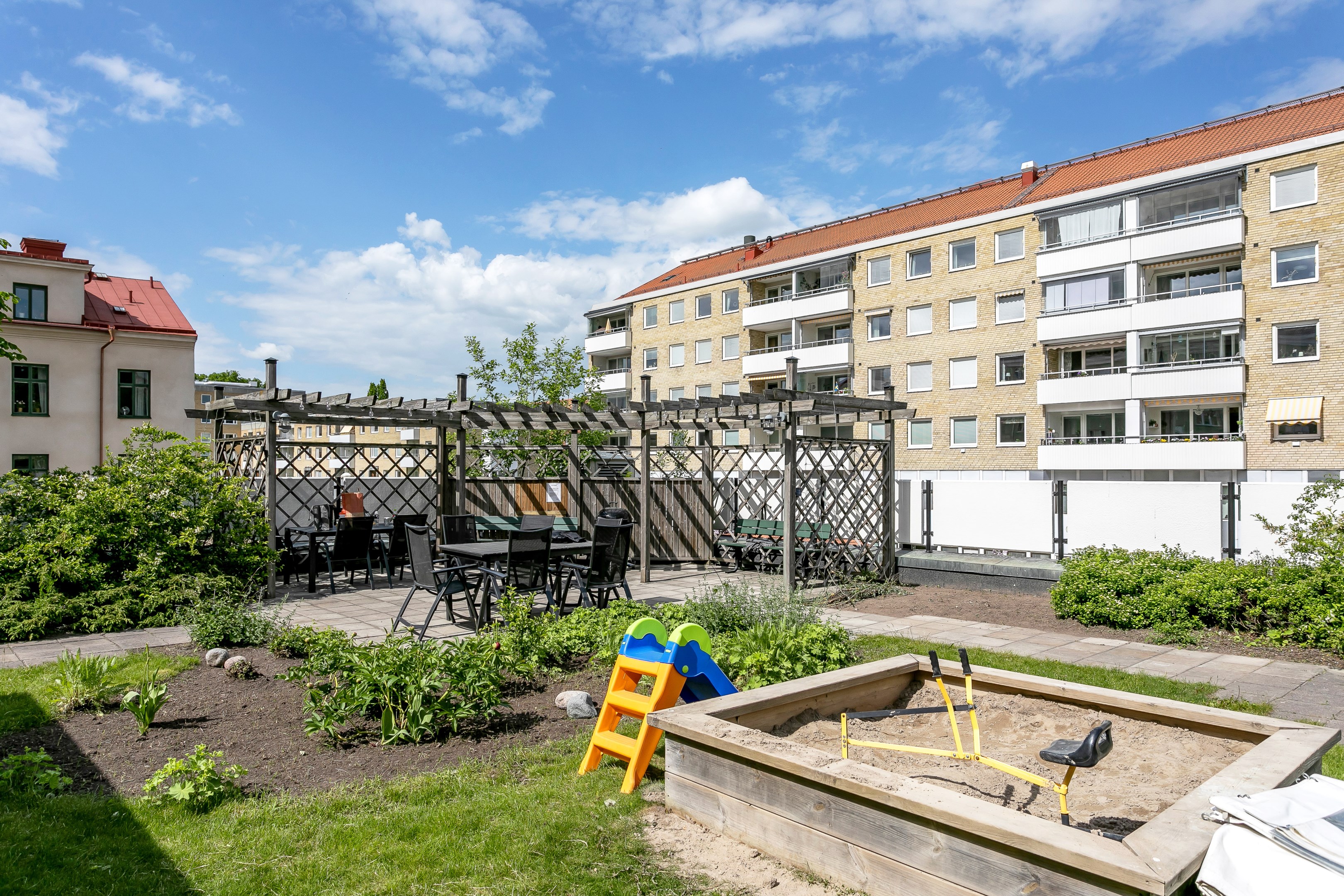 Bostadsbild från Sturegatan 4B, Till salu i Främre Luthagen, Uppsala