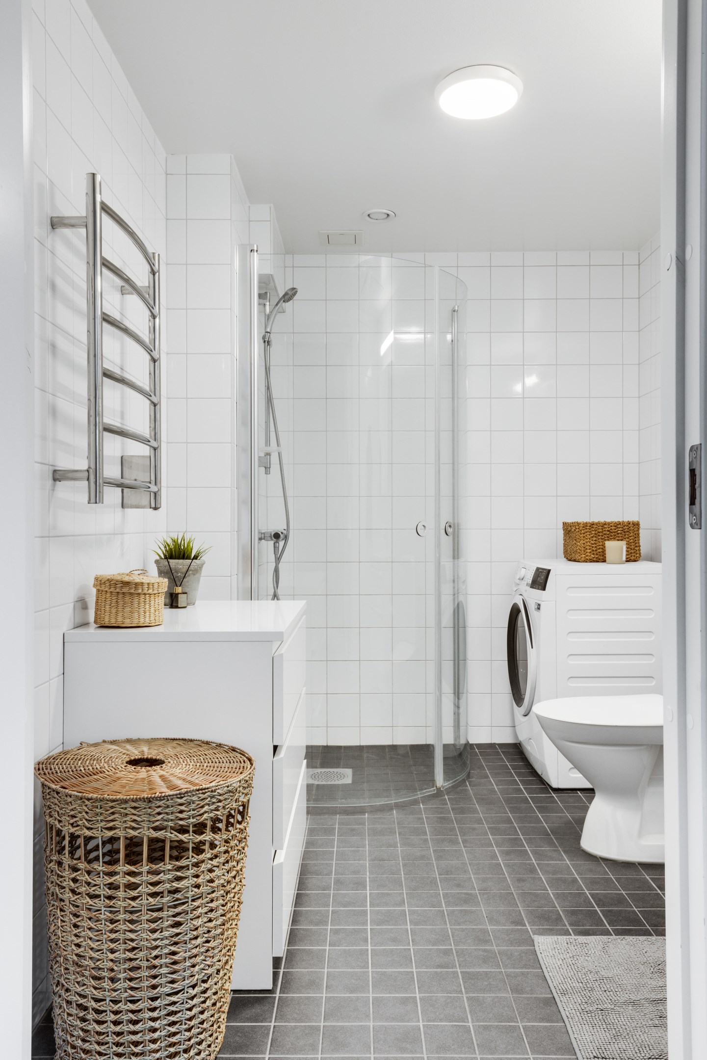 Bostadsbild från Sturegatan 4B, Till salu i Främre Luthagen, Uppsala