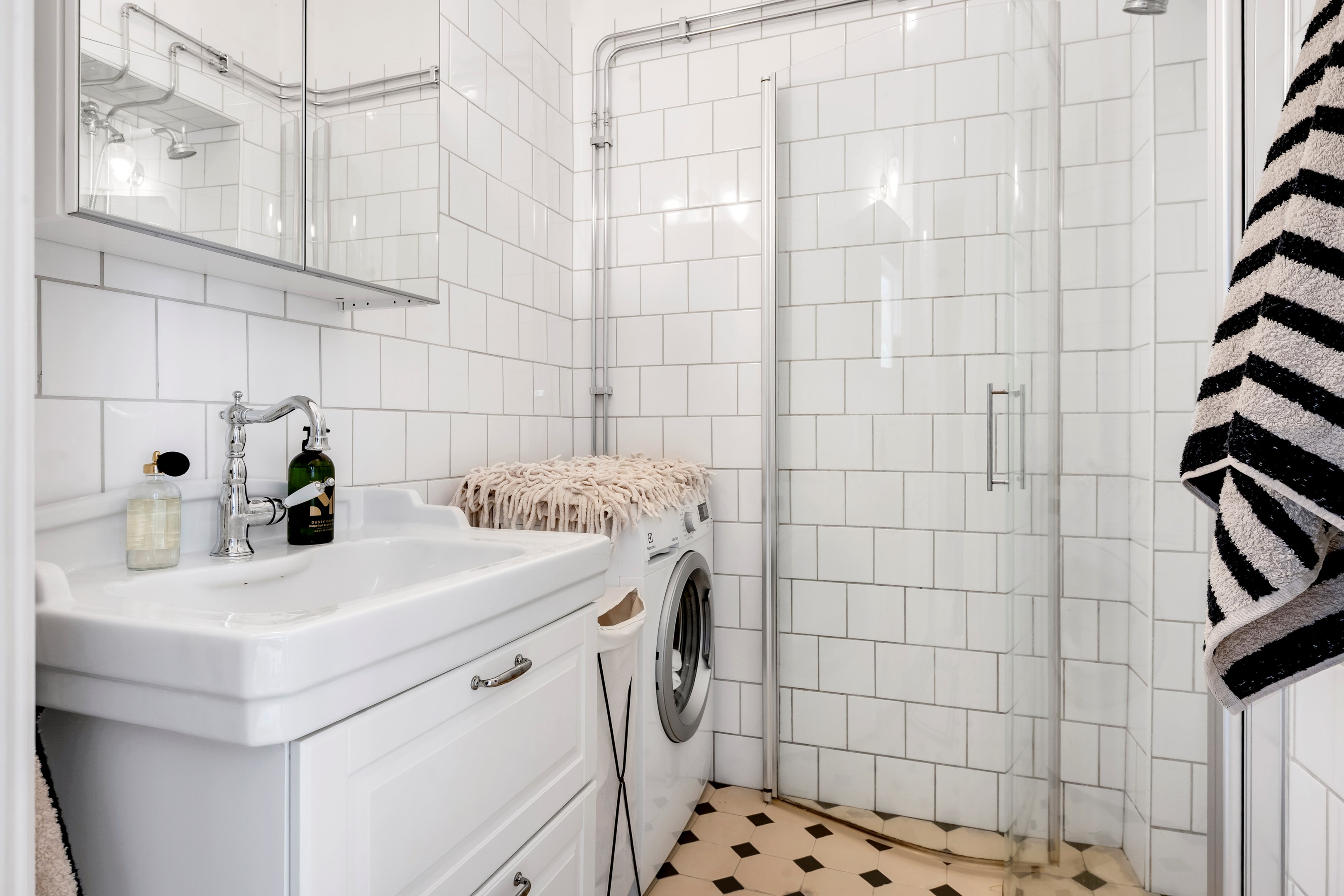 Bostadsbild från Väderkvarnsgatan 31 A, Till salu i Fålhagen, Uppsala