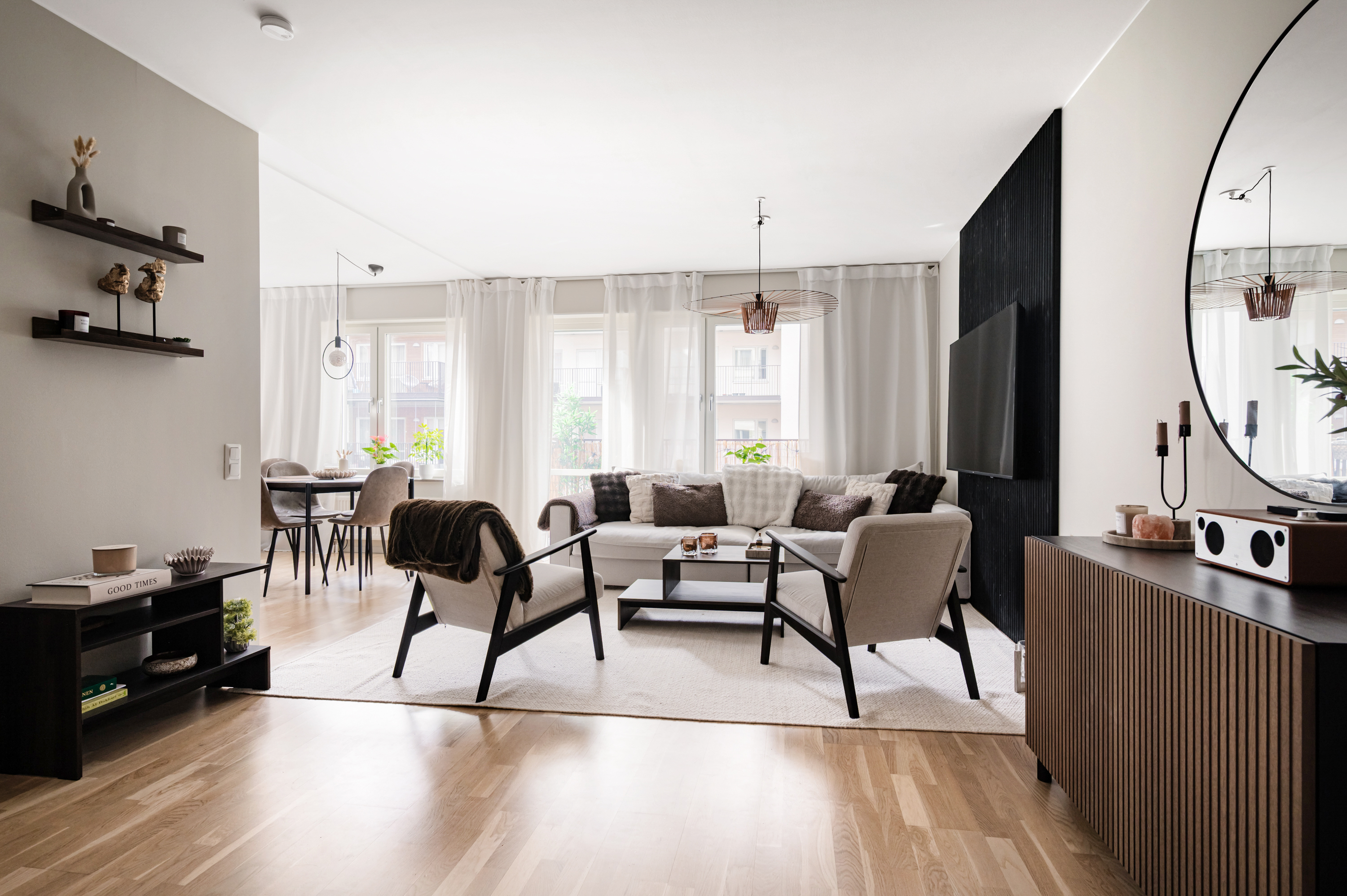 Bostadsbild från Hovslagarevägen 19, Till salu i Sollentuna - Edsängen, Sollentuna