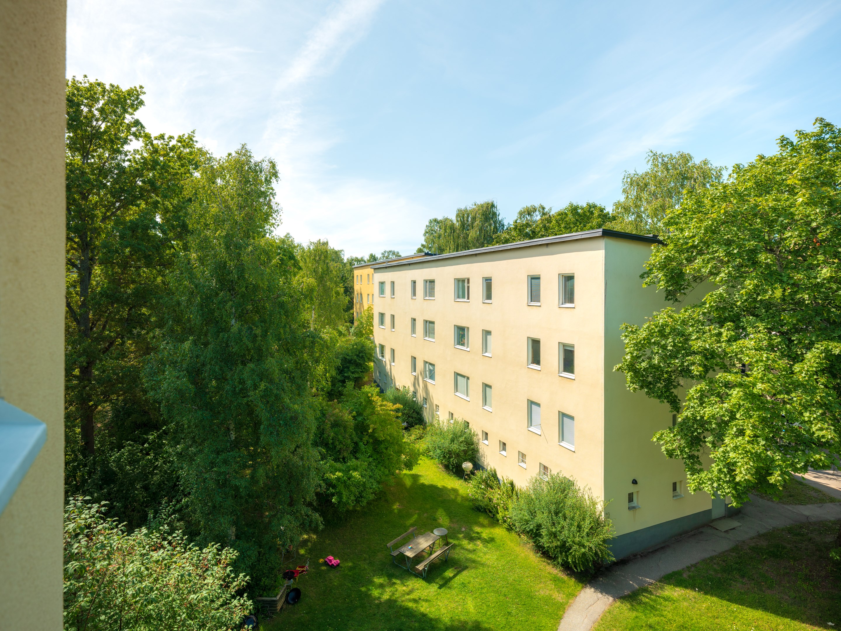 Bostadsbild från Kransbindarvägen 21, Såld i Midsommarkransen, Stockholm