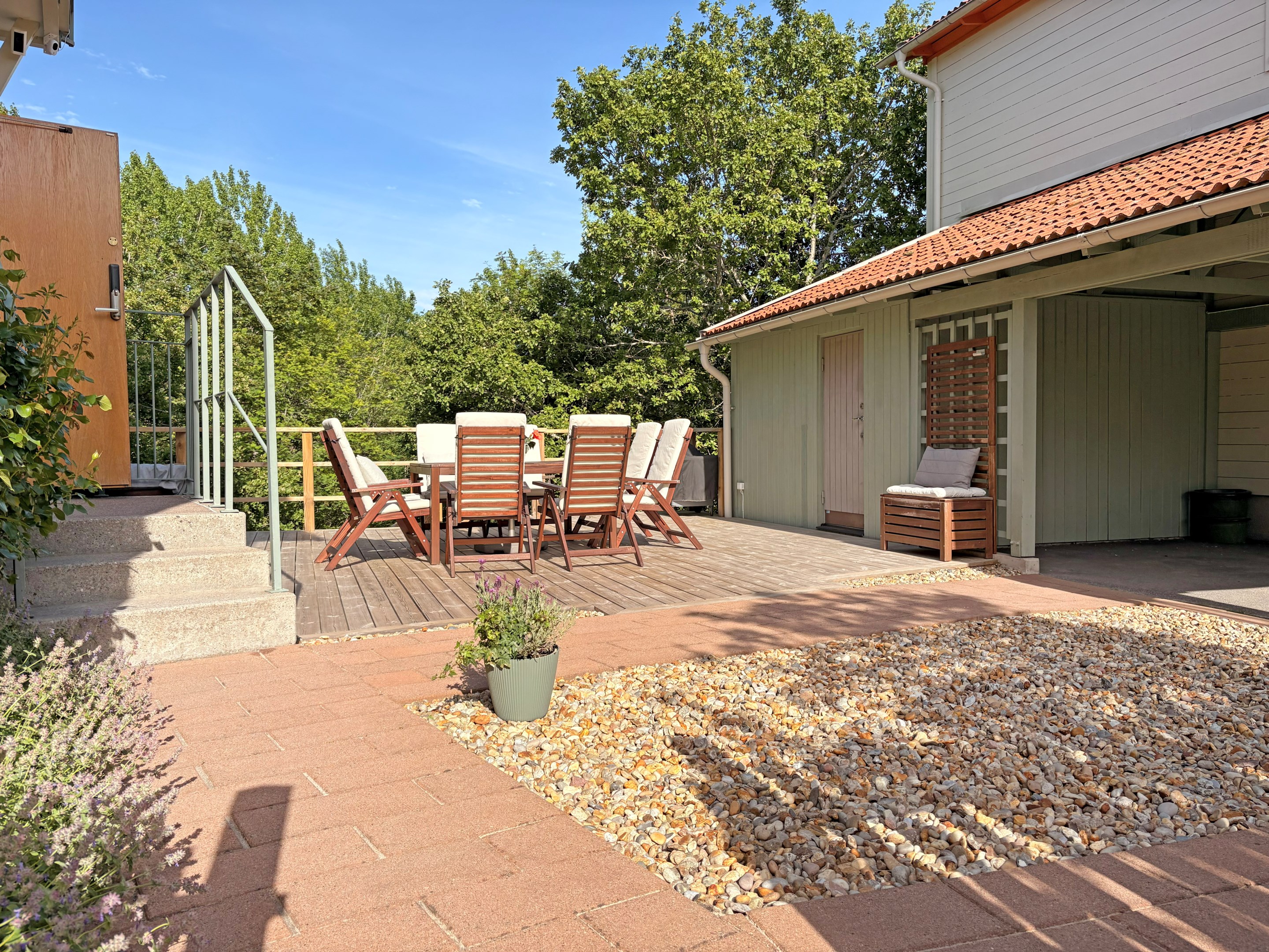 Bostadsbild från Sedumbacken 40, Till salu i Bromma - Riksby, Stockholm