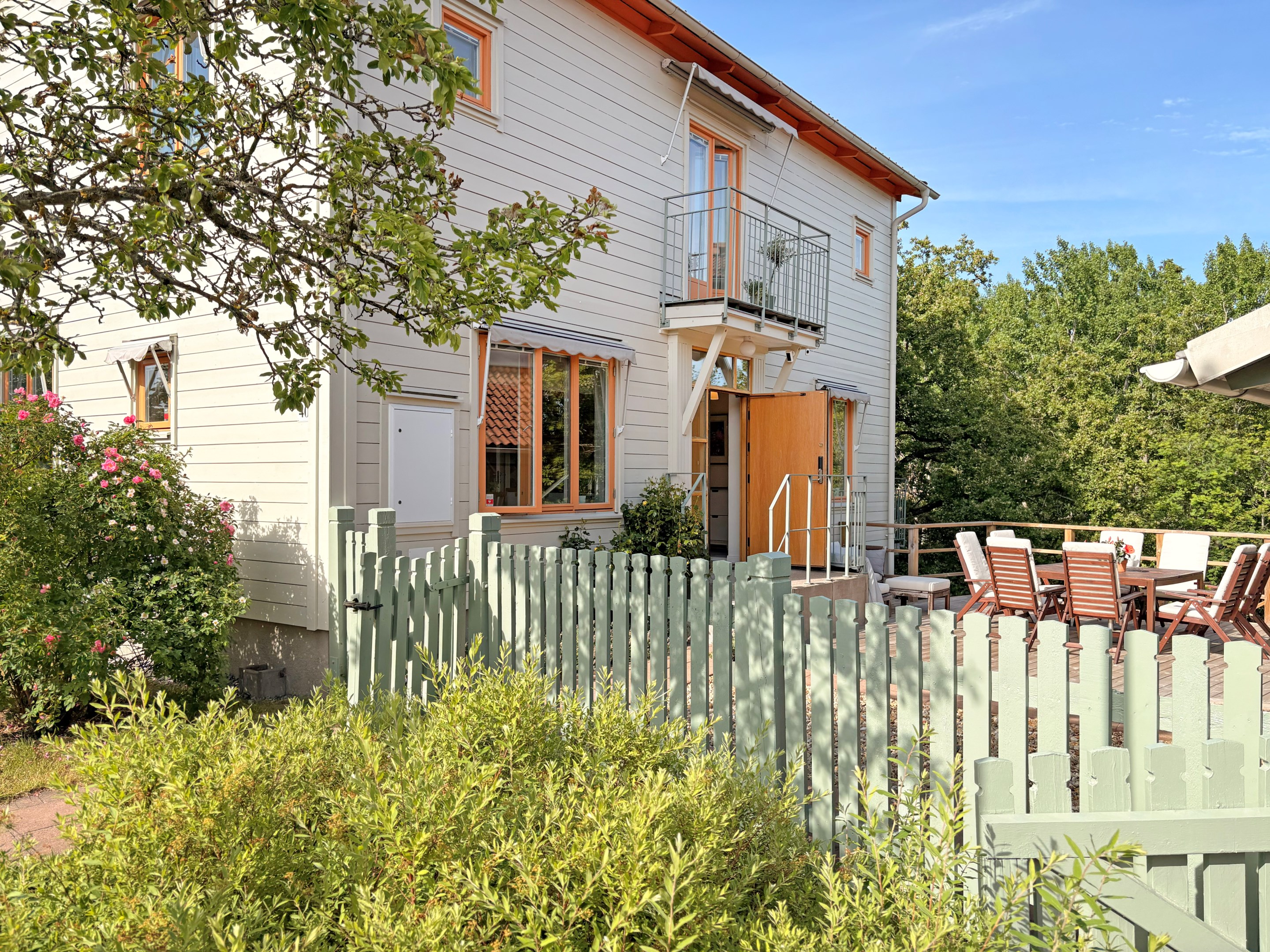 Bostadsbild från Sedumbacken 40, Till salu i Bromma - Riksby, Stockholm