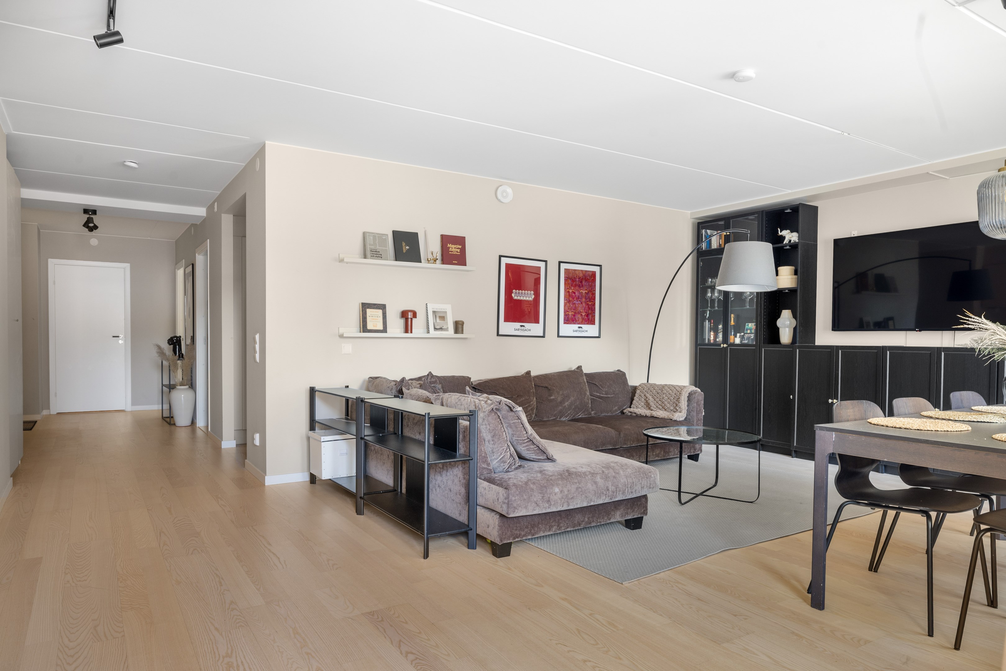 Bostadsbild från Torfredsplatsen 7, Till salu i Haga, Norra, Solna