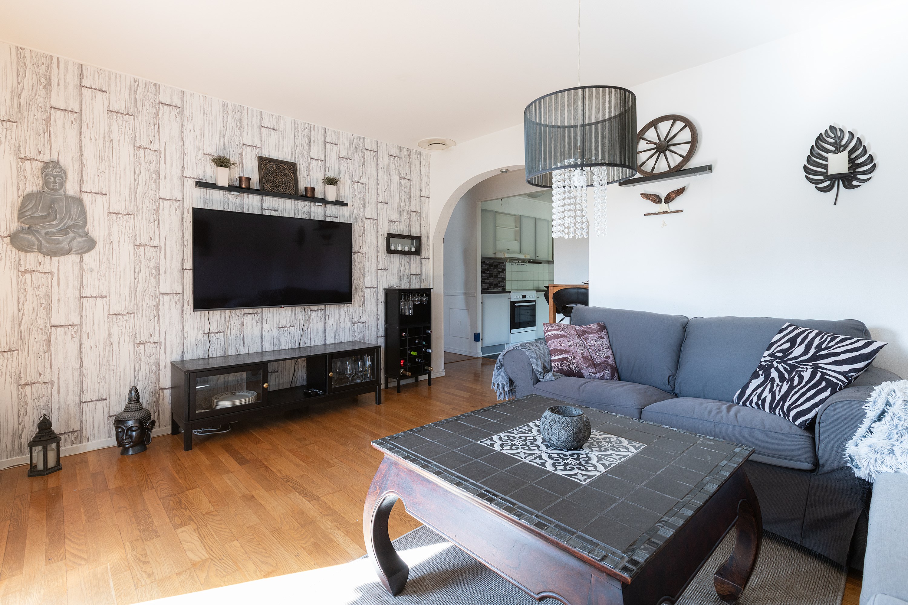 Bostadsbild från Solskensvägen 19, Till salu i Östra Tullingeberg, Botkyrka