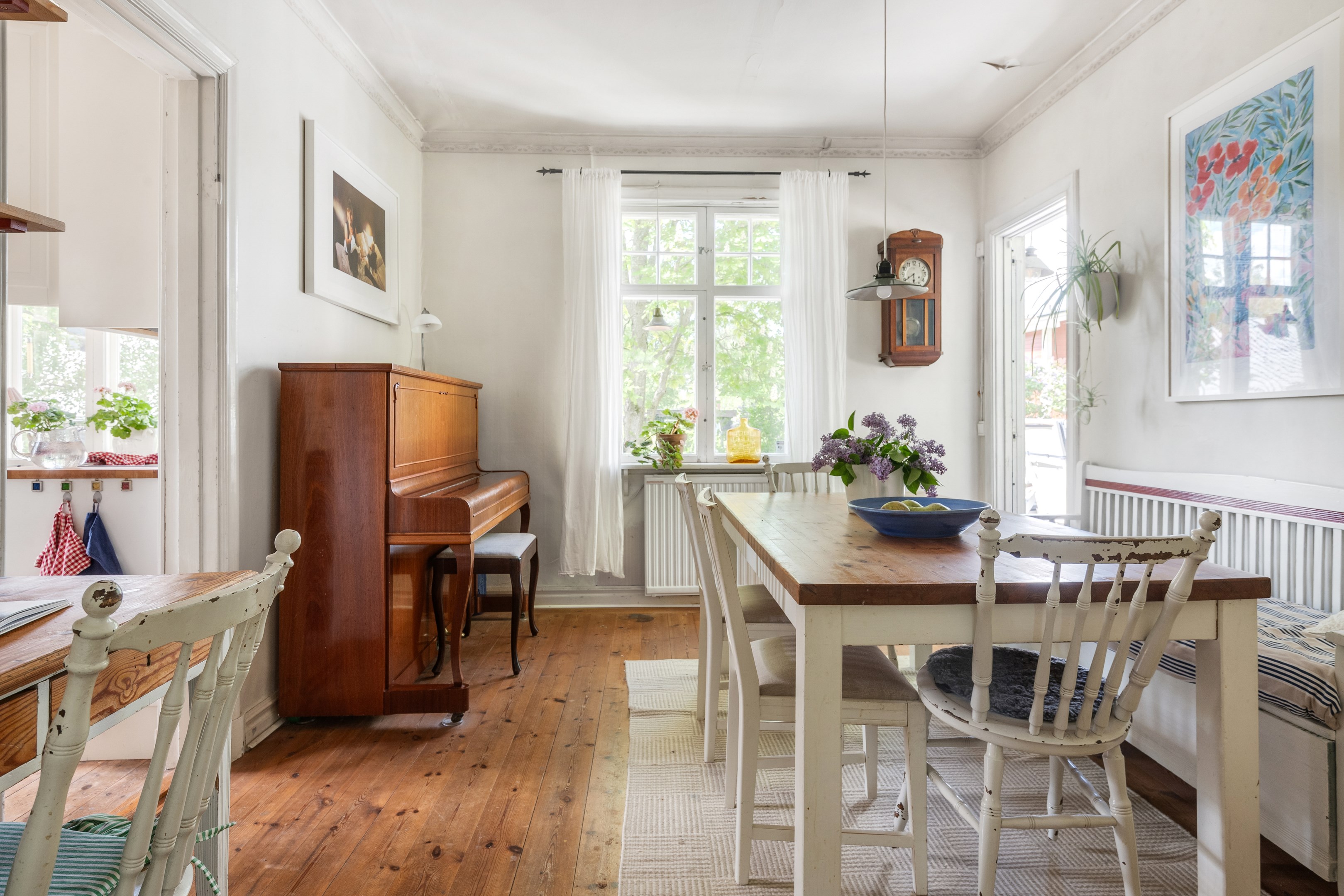 Bostadsbild från Rödhakevägen 19A, Till salu i Sunnersta, Uppsala